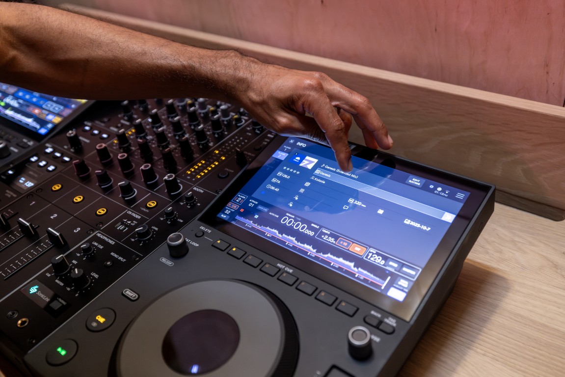 Alphatheta Cdj-1500x - MP3 & CD Draaitafel - Variation 27