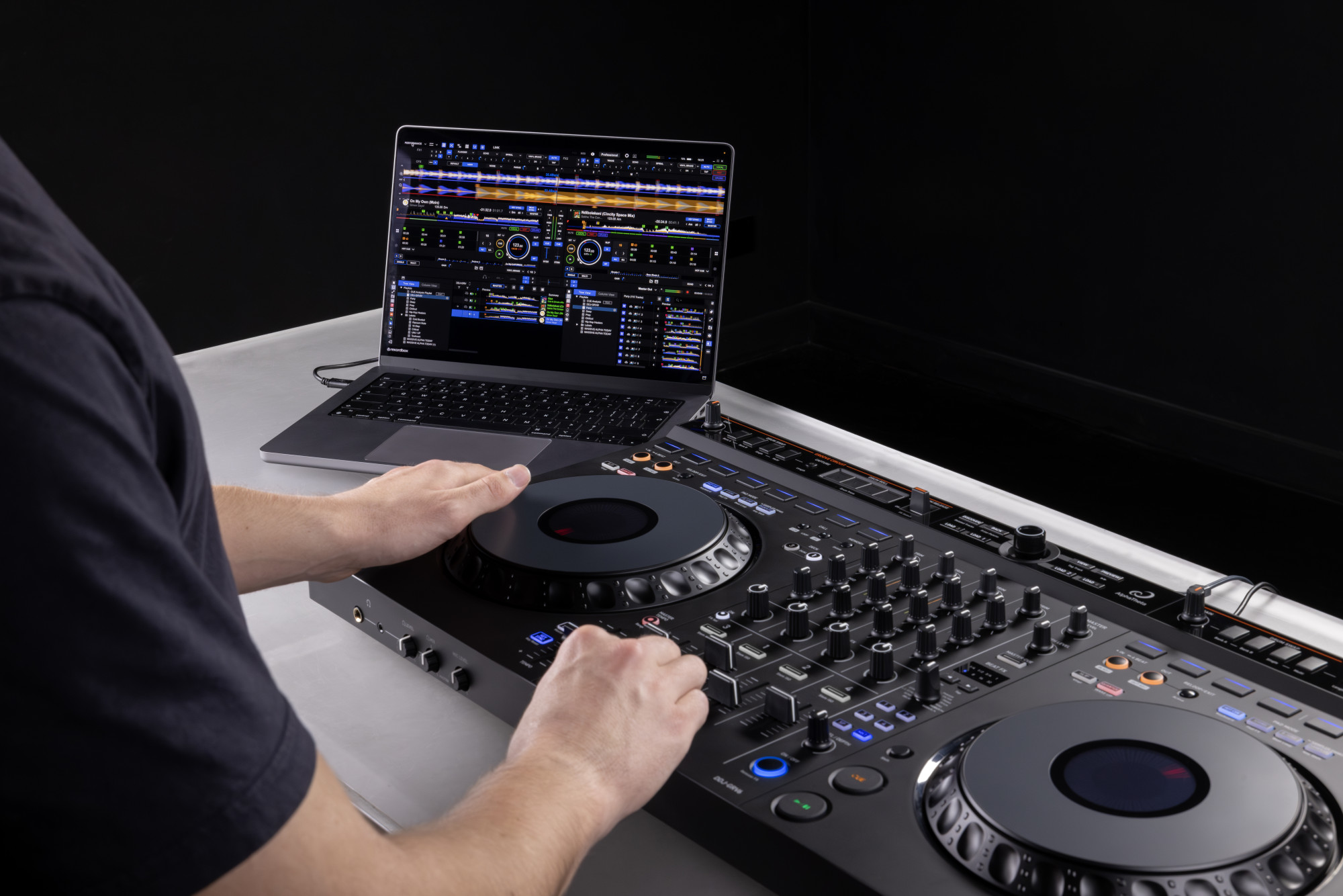 Alphatheta Ddj-grv6 - USB DJ-Controller - Variation 14