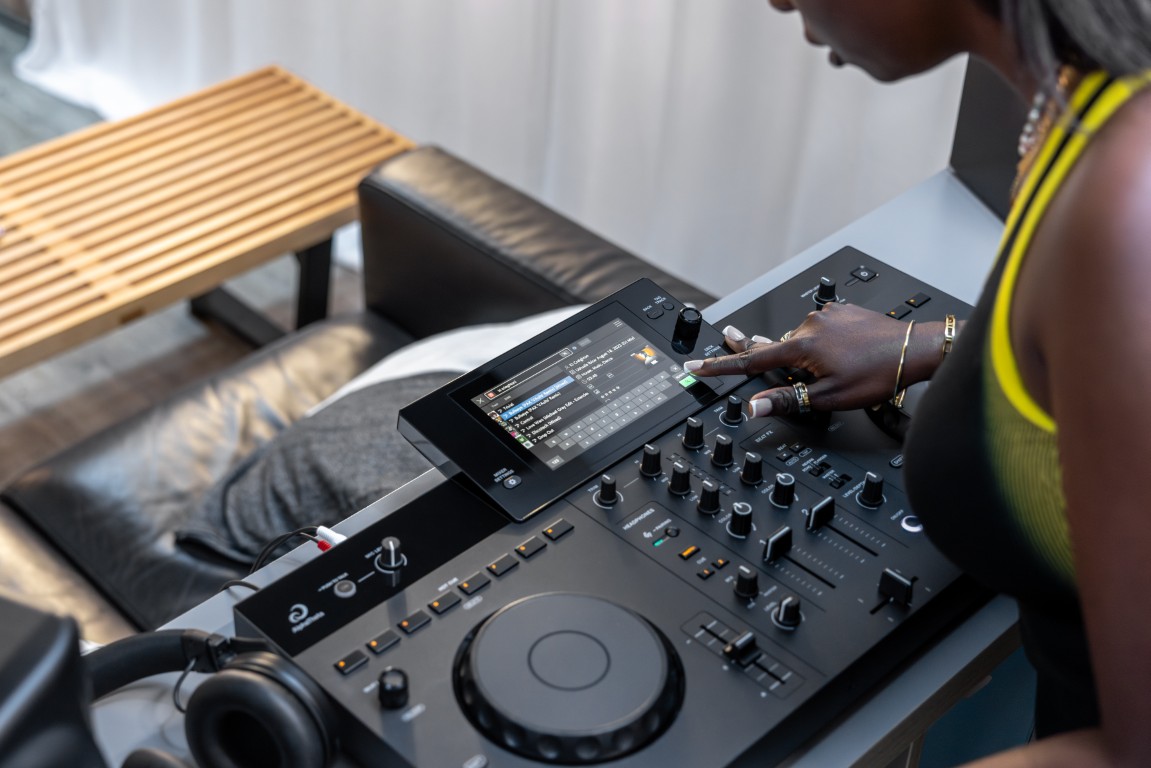 Alphatheta Xdj-an - Standalone DJ Controller - Variation 18