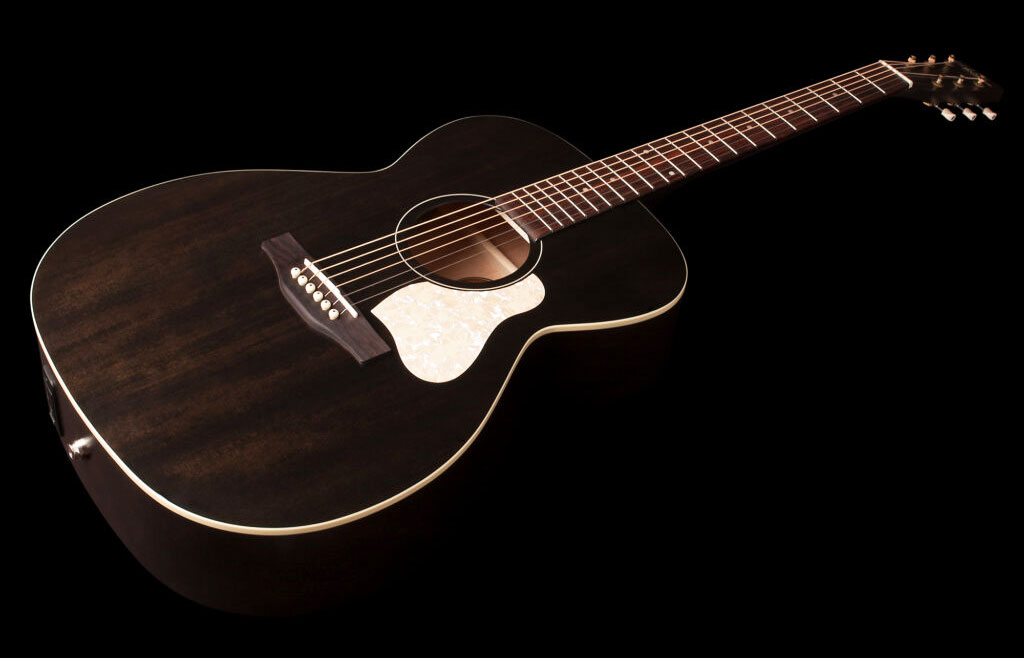 Art Et Lutherie Legacy Presys Ii Concert Hall Cedre Merisier Rw - Faded Black Semi Gloss - Volksgitaar - Variation 2