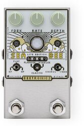 Modulation/chorus/flanger/phaser en tremolo effect pedaal Beetronics Seabee Lite Cream