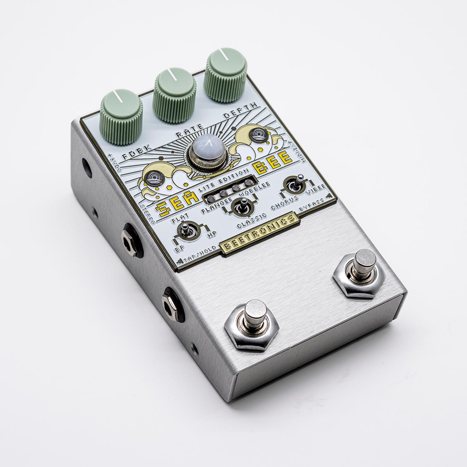 Beetronics Seabee Lite Cream Chorus - Modulation/chorus/flanger/phaser en tremolo effect pedaal - Variation 2