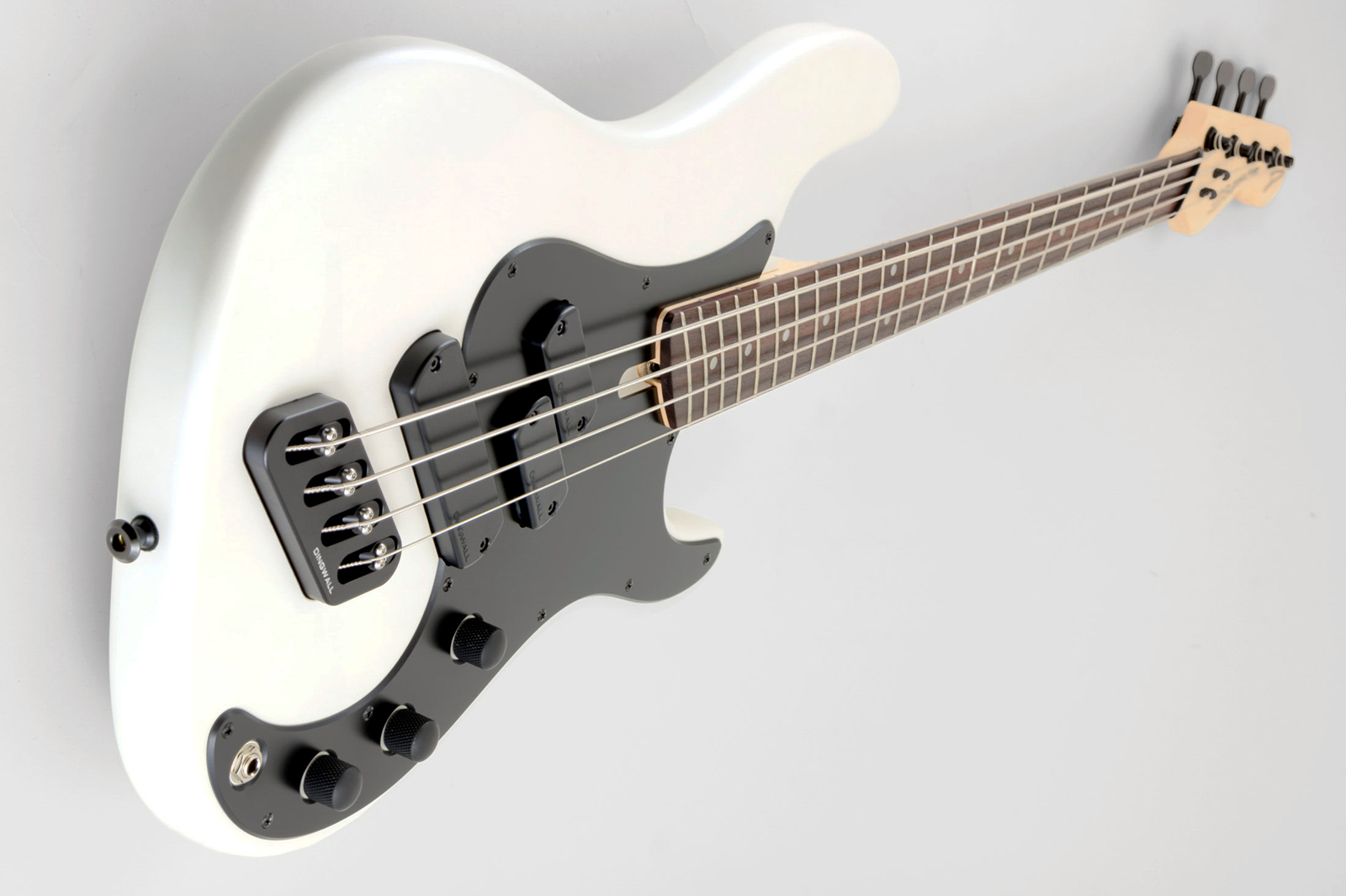 Dingwall Sp1 4c Rw - Ducati Pearl White - Solid body elektrische bas - Variation 1