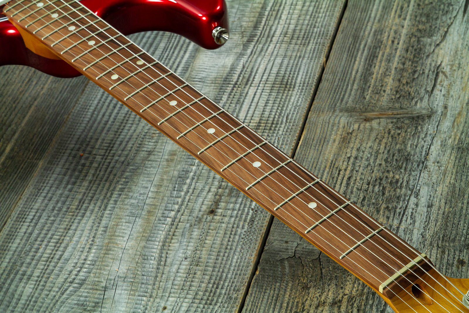 Eastone St550r-mr Hss Trem Rw - Metal Red - Elektrische gitaar in Strat vorm - Variation 5