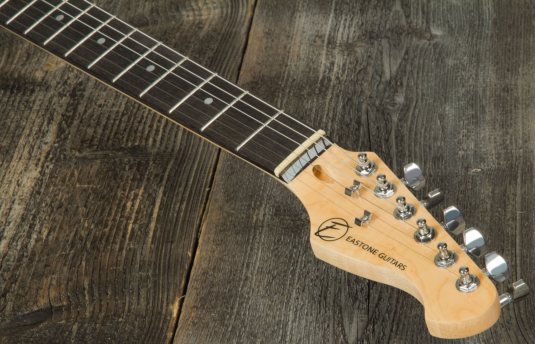 Eastone Str70 3s Trem Pur - Olympic White - Elektrische gitaar in Str-vorm - Variation 4