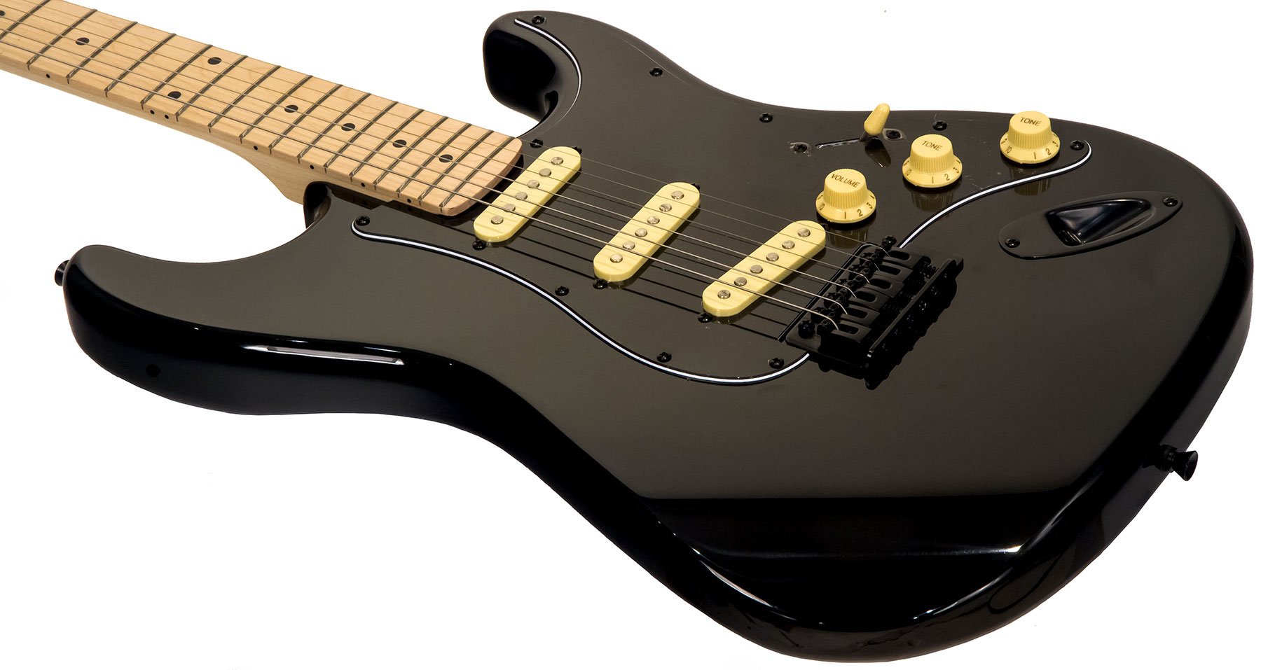 Eastone Str70 Gil Sss Trem Mn - Black - Elektrische gitaar in Str-vorm - Variation 2