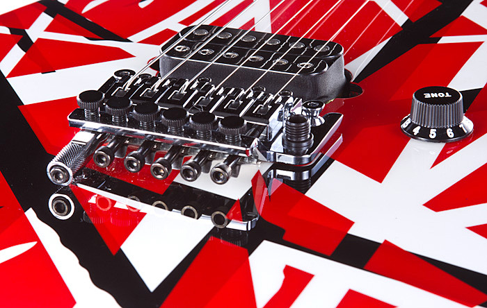 Evh Striped Series - Red With Black Stripes - Elektrische gitaar in Str-vorm - Variation 5
