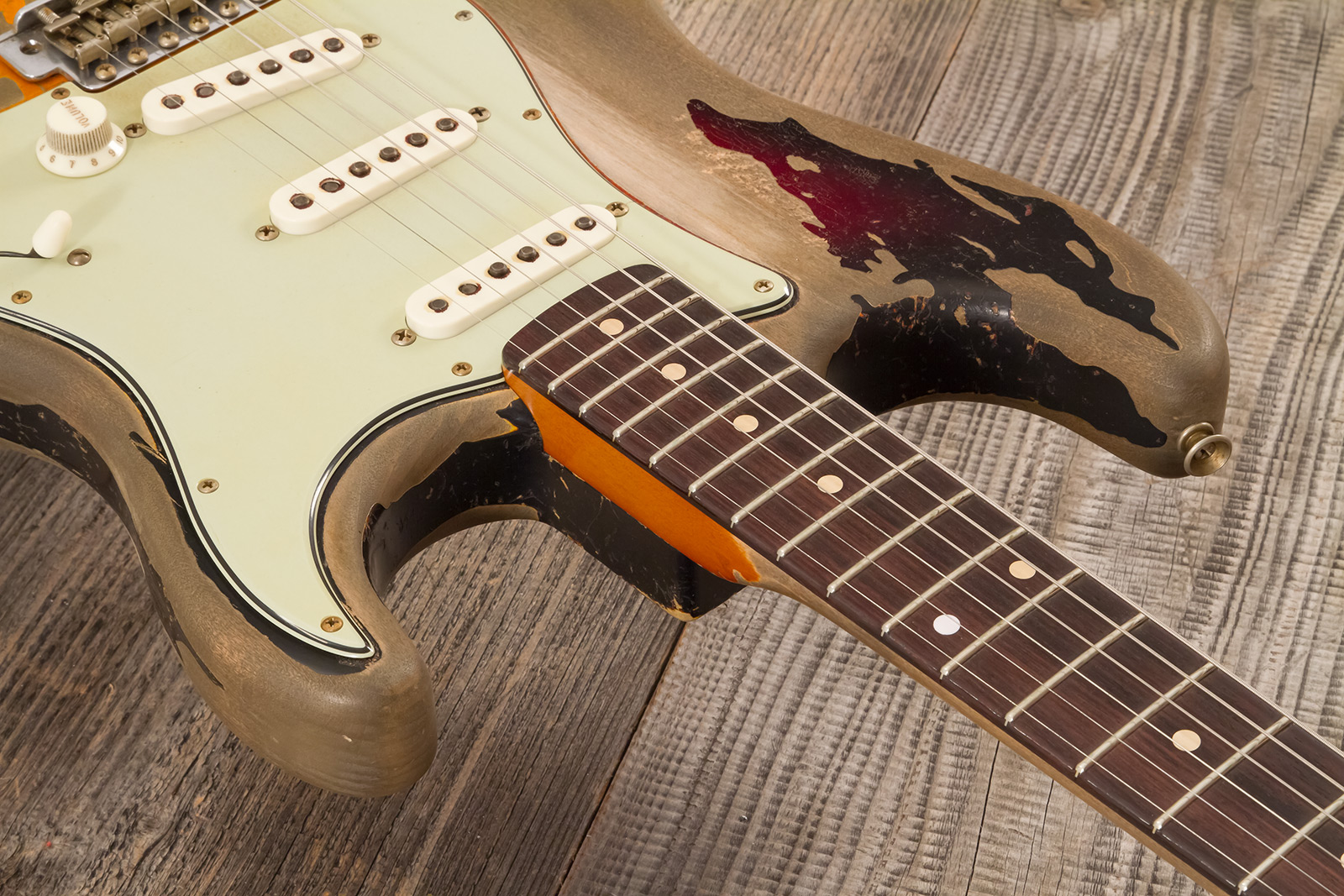 Fender Custom Shop Rory Gallagher Strat Masterbuilt D.wilson Signature 3s Trem Rw #cz574478 - Heavy Relic 3-color Sunburst - Elektrische gitaar in Str