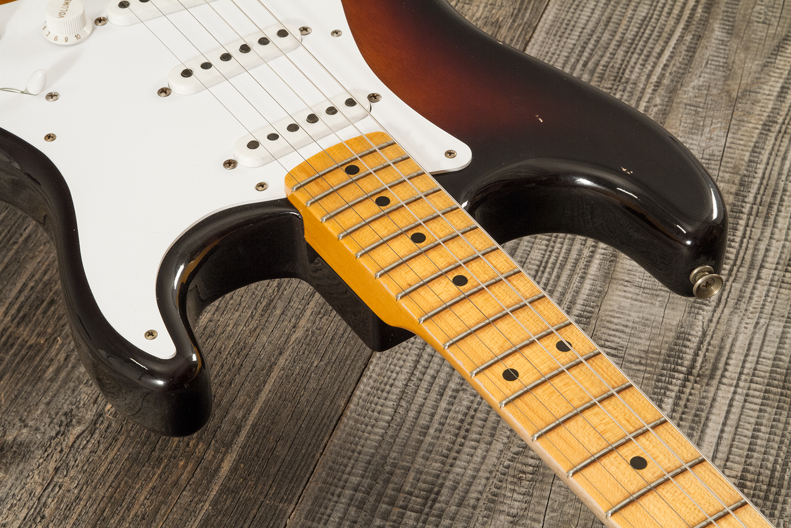 Fender Custom Shop Strat 1954 70th Anniv. 3s Trem Mn #xn4241 - Journeyman Relic Wide-fade 2-color Sunburst - Elektrische gitaar in Strat vorm - Variat