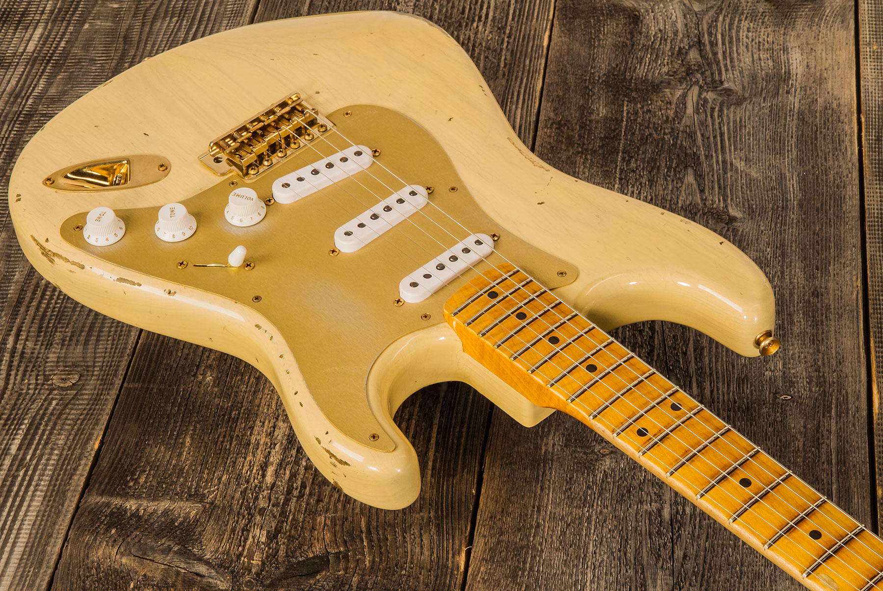 Fender Custom Shop Strat 1955 Bone Tone Usa 3s Trem Mn #cz554628 - Relic Honey Blonde W/ Gold Hardware - Elektrische gitaar in Str-vorm - Variation 1