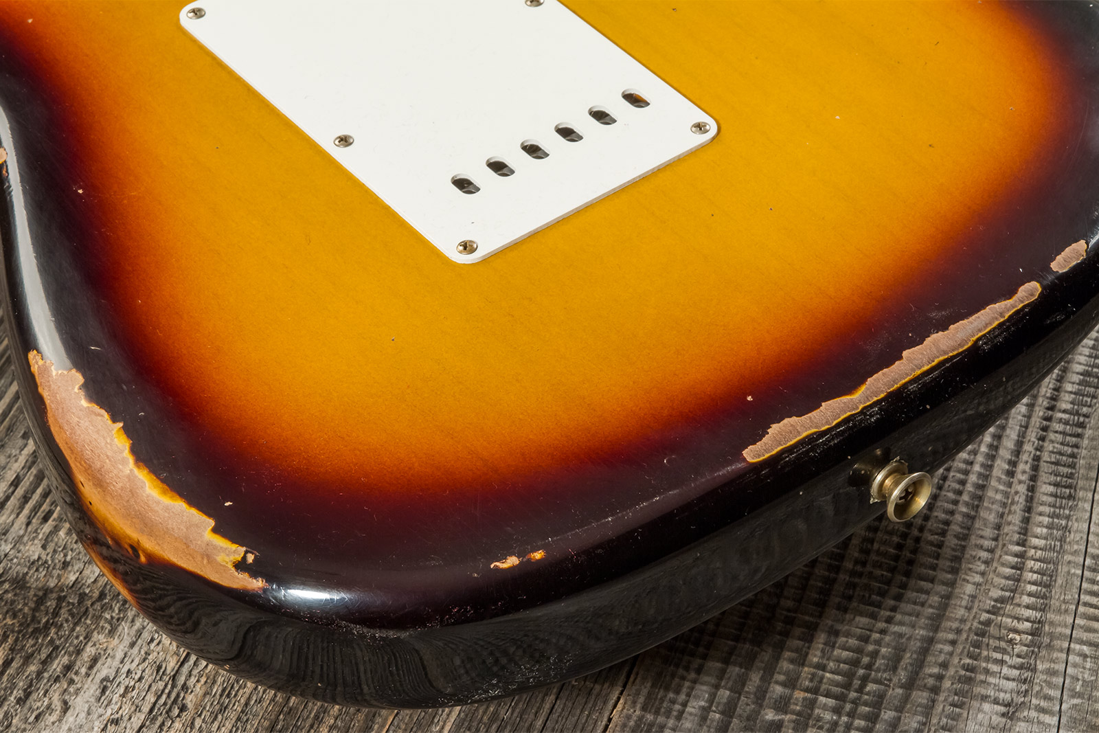 Fender Custom Shop Strat 1961 3s Trem Rw #cz573663 - Heavy Relic Aged 3-color Sunburst - Elektrische gitaar in Str-vorm - Variation 7