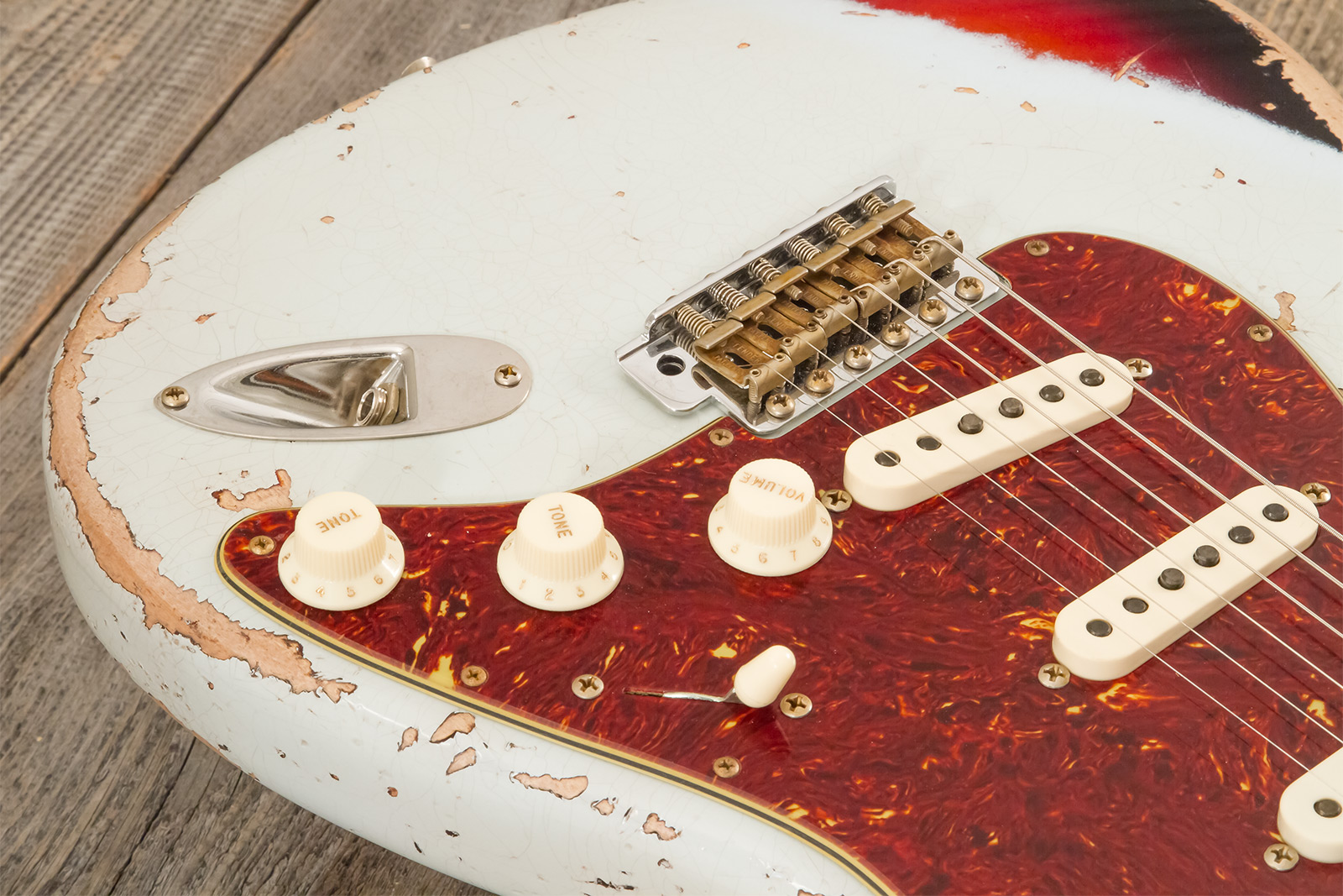 Fender Custom Shop Strat 1961 3s Trem Rw #cz580999 - Heavy Relic Sonic Blue O. 3-color Sunburst - Elektrische gitaar in Strat vorm - Variation 4