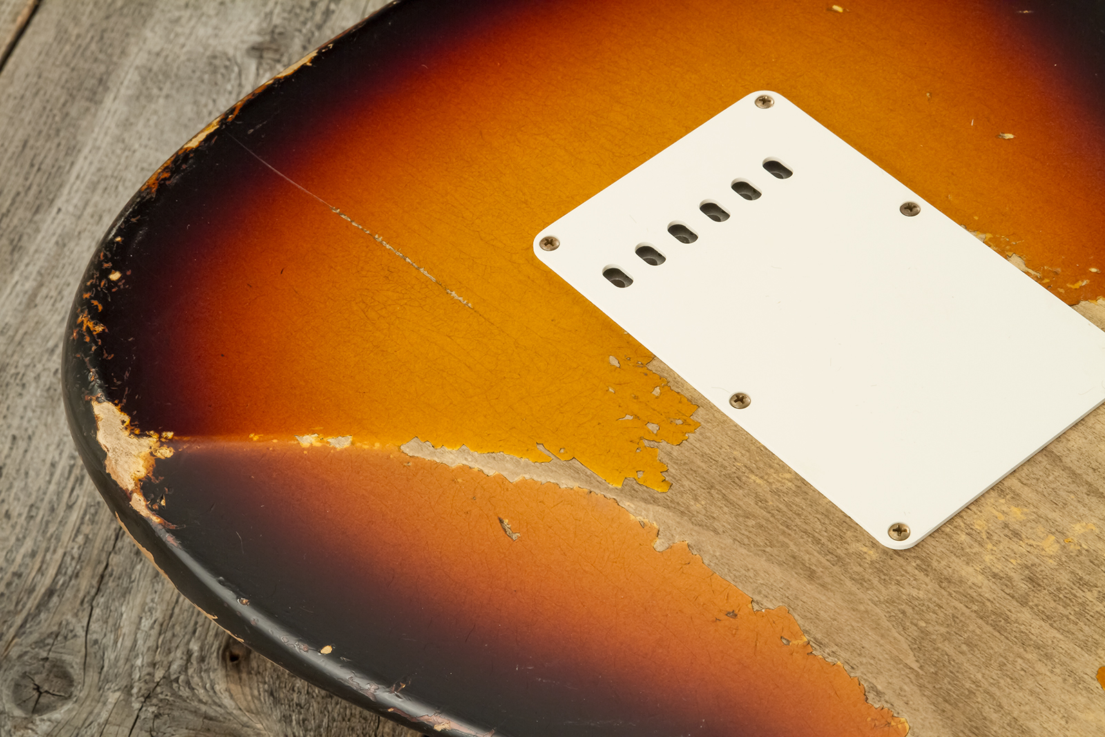 Fender Custom Shop Strat 1961 Bone Tone 3s Trem #cz584251 - Super Heavy Relic 3-color Sunburst - Elektrische gitaar in Str-vorm - Variation 10