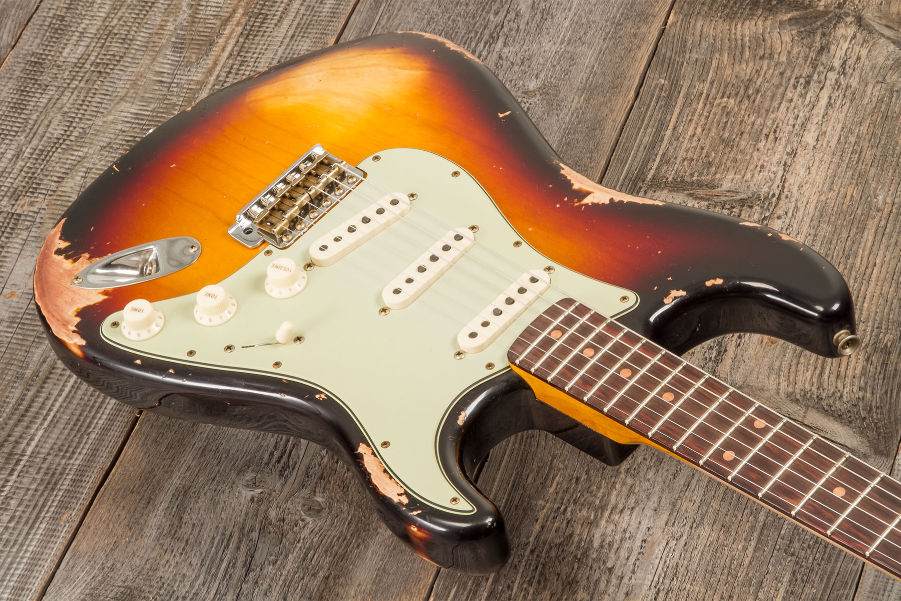 Fender Custom Shop Strat 1962 6s Trem Rw #cz580826 - Heavy Relic 3-color Sunburst - Elektrische gitaar in Str-vorm - Variation 2