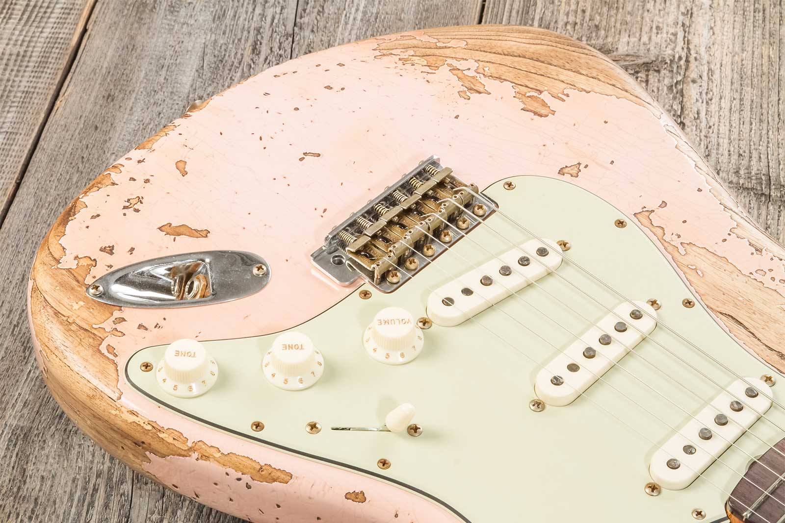 Fender Custom Shop Strat 1963 3s Trem Rw #r136150 - Super Heavy Relic Shell Pink - Elektrische gitaar in Str-vorm - Variation 4