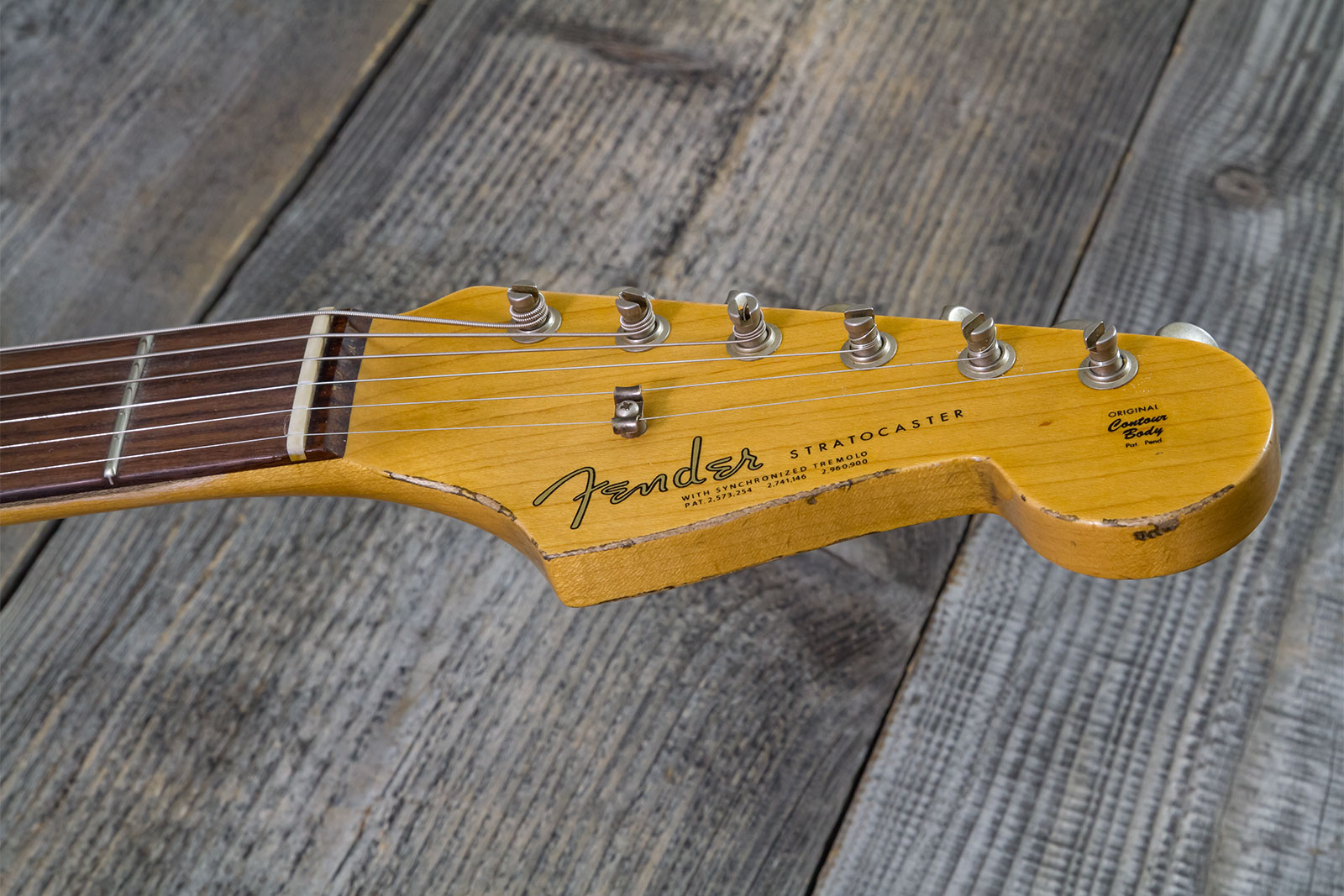 Fender Custom Shop Strat 1963 3s Trem Rw #r143861 - Relic Black O. Hle Gold - Elektrische gitaar in Strat vorm - Variation 7