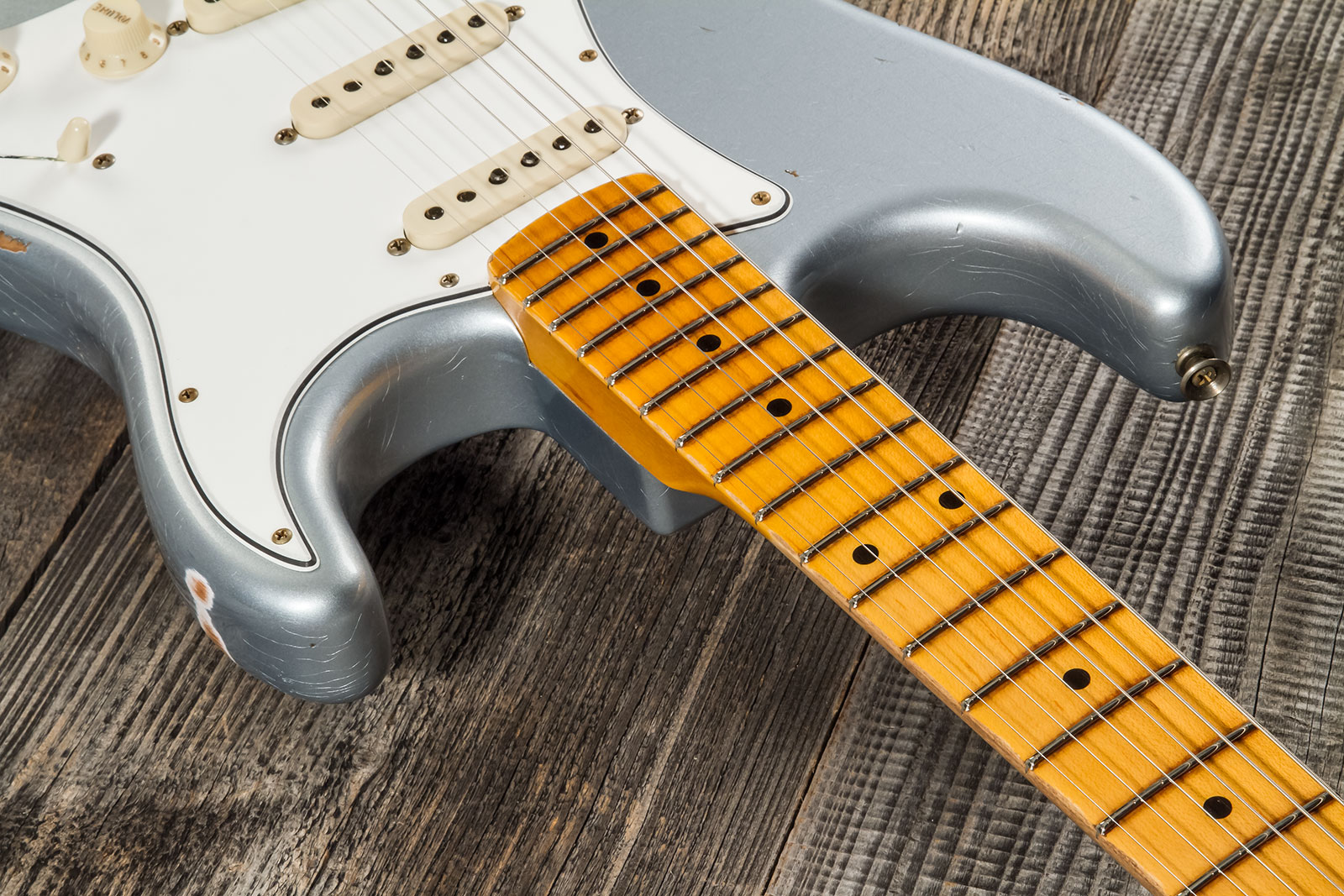Fender Custom Shop Strat Tomatillo Special 3s Trem Mn #cz571096 - Relic Aged Ice Blue Metallic - Elektrische gitaar in Str-vorm - Variation 4