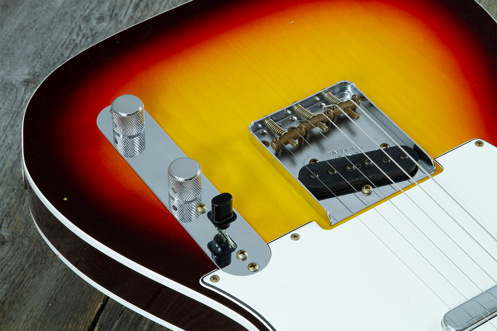 Fender Custom Shop Tele 1960 Vintage Custom 2s Ht Rw #r147862 - Journeyman Relic 3-color Sunburst - Televorm elektrische gitaar - Variation 3
