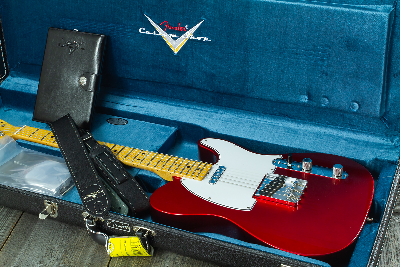 Fender Custom Shop Tele 1969 2s Ht Mn #cz589311 - Nos Candy Apple Red - Televorm elektrische gitaar - Variation 11