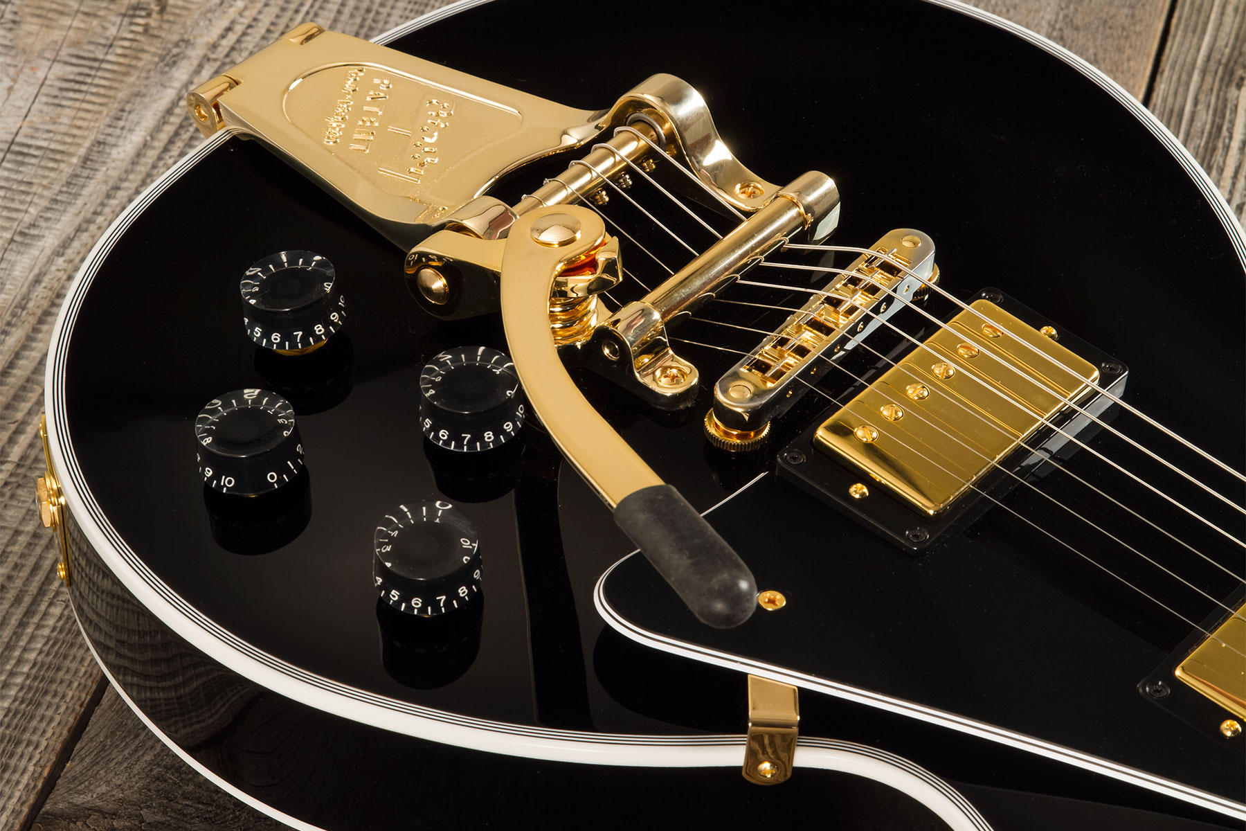 Gibson Custom Shop M2m Les Paul Custom Flowerpot Headstock 2h Trem Bigsby Eb #cs402776 - Ebony - Enkel gesneden elektrische gitaar - Variation 3