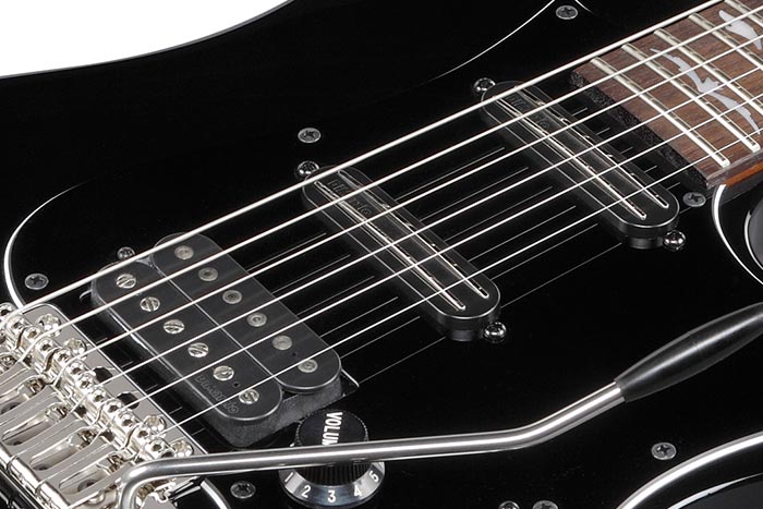 Ibanez Andy Timmons Atz300 Bk Jap Signature 3h Dimarzio Trem Rw - Black - Kenmerkende elektrische gitaar - Variation 3