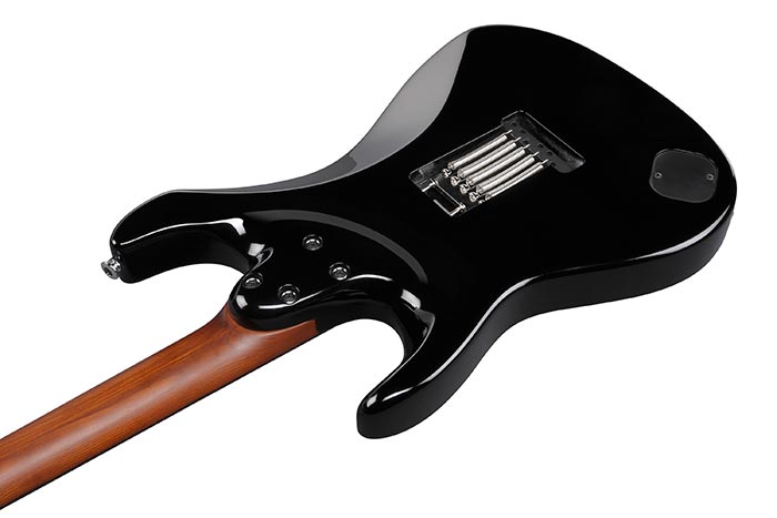 Ibanez Andy Timmons Atz300 Bk Jap Signature 3h Dimarzio Trem Rw - Black - Kenmerkende elektrische gitaar - Variation 5