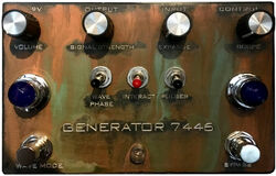 Overdrive/distortion/fuzz effectpedaal Industrialectric Generator 7446 Fuzz