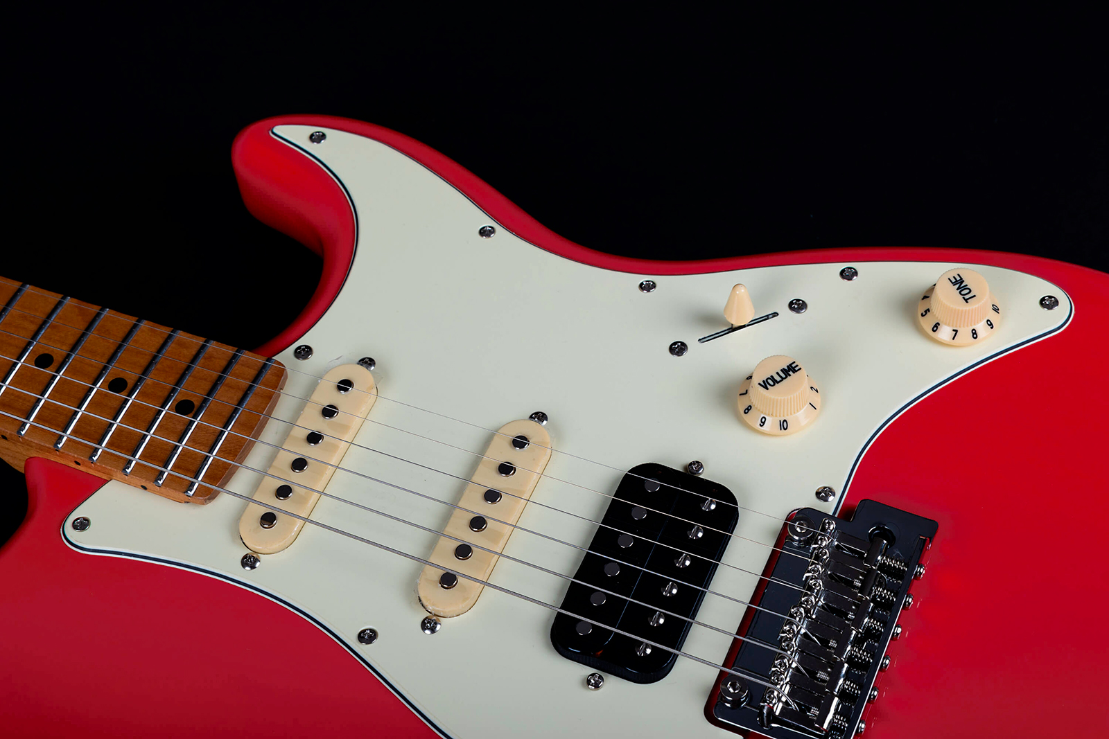 Jet Guitars Js400 Crd Hss Trem Mn - Coral Red - Elektrische gitaar in Strat vorm - Variation 3