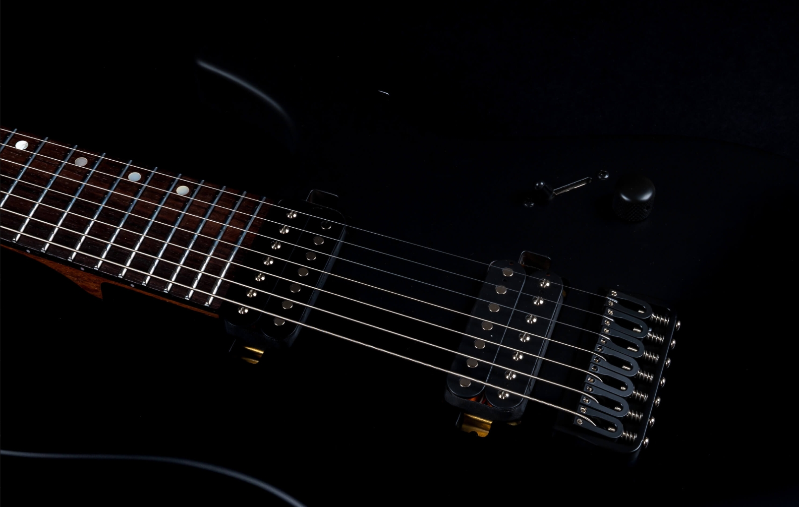 Jet Guitars Js507 Stygian 7c Baritone 2h Ht Rw - Satin Black - Bariton elektrische gitaar - Variation 3