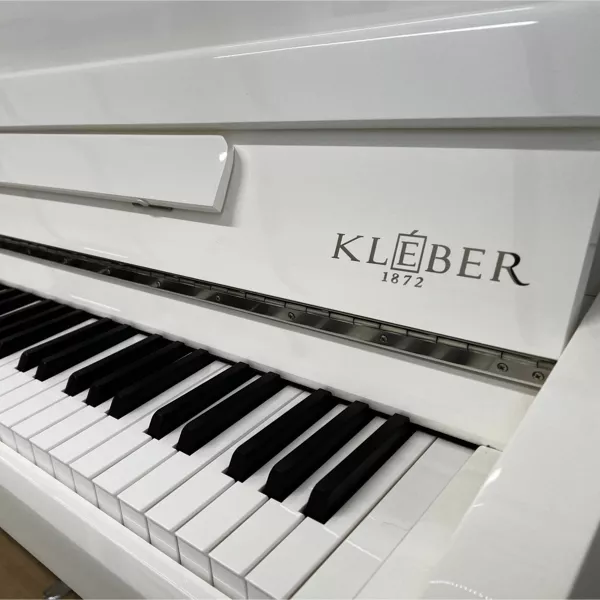 Kleber E 110 - Rechte piano - Variation 3