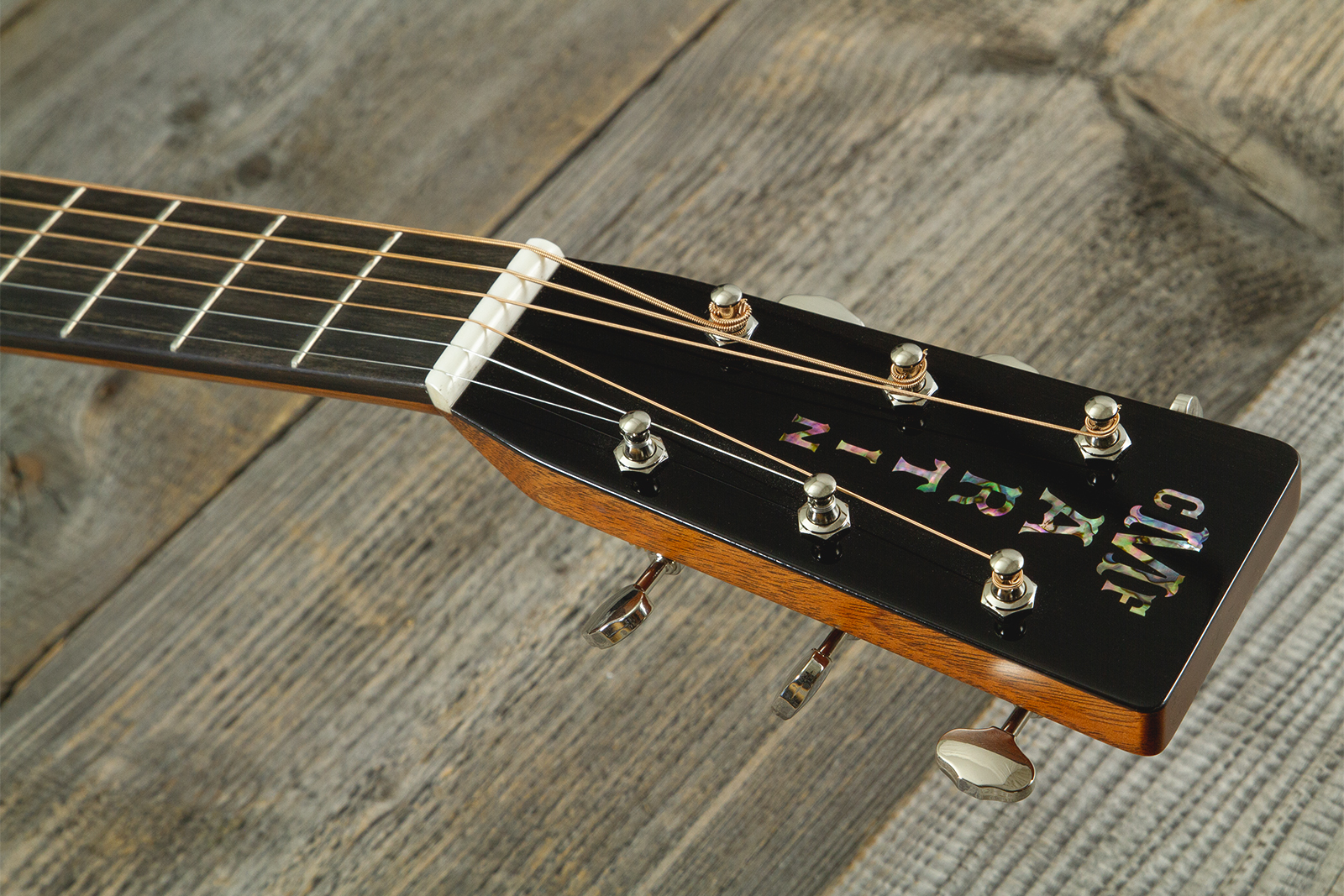 Martin Custom Shop 000 Shsc Epicea Sitka  / Quilted Sapele Eb #2964116 - Natural Aging Toner - Folk gitaar - Variation 6