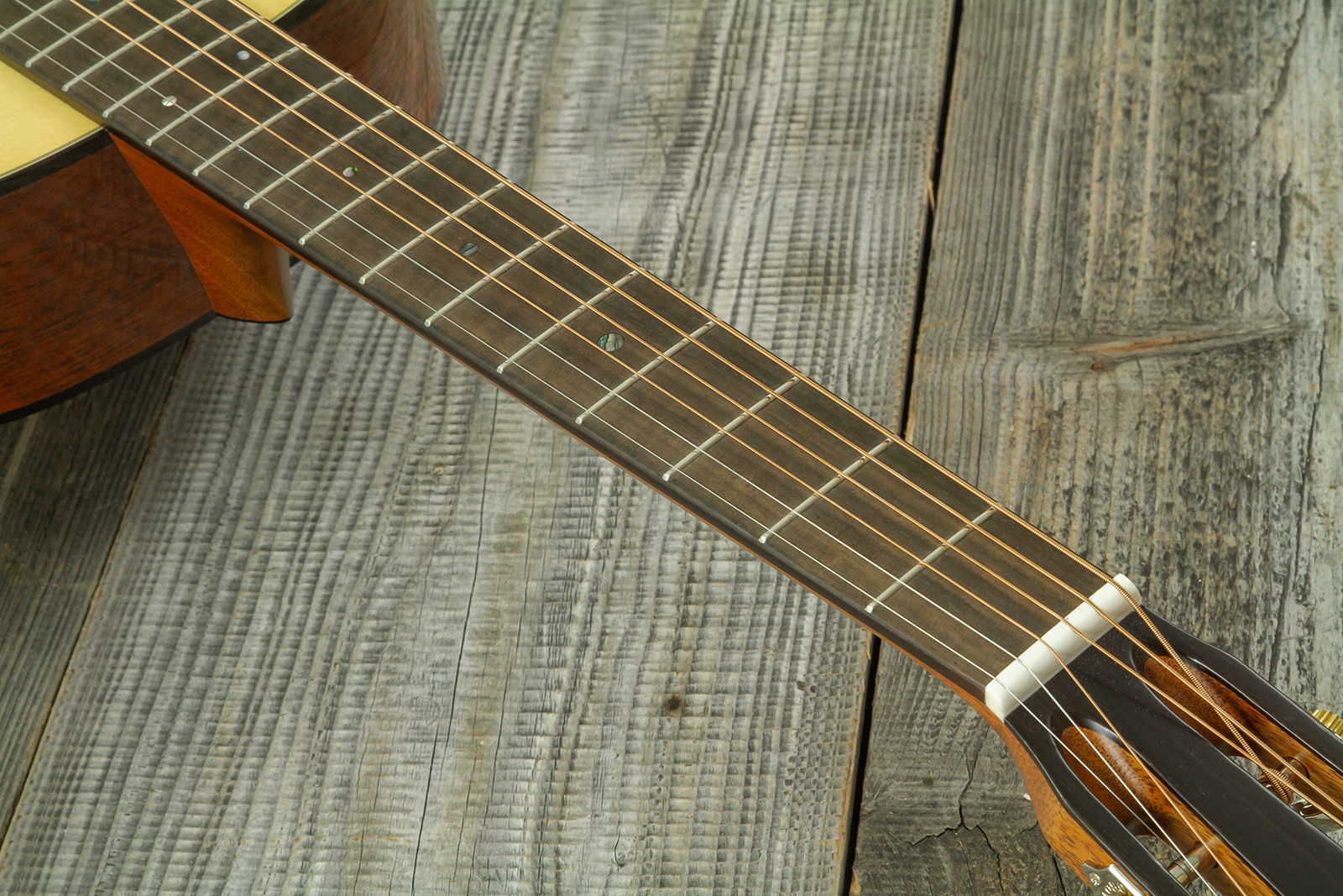 Martin Custom Shop Cs-00-c25004861 Grand Concert Shsc Epicea Adirondack / Acajou Eb #2957971 - Natural Aging Toner - Folk gitaar - Variation 6