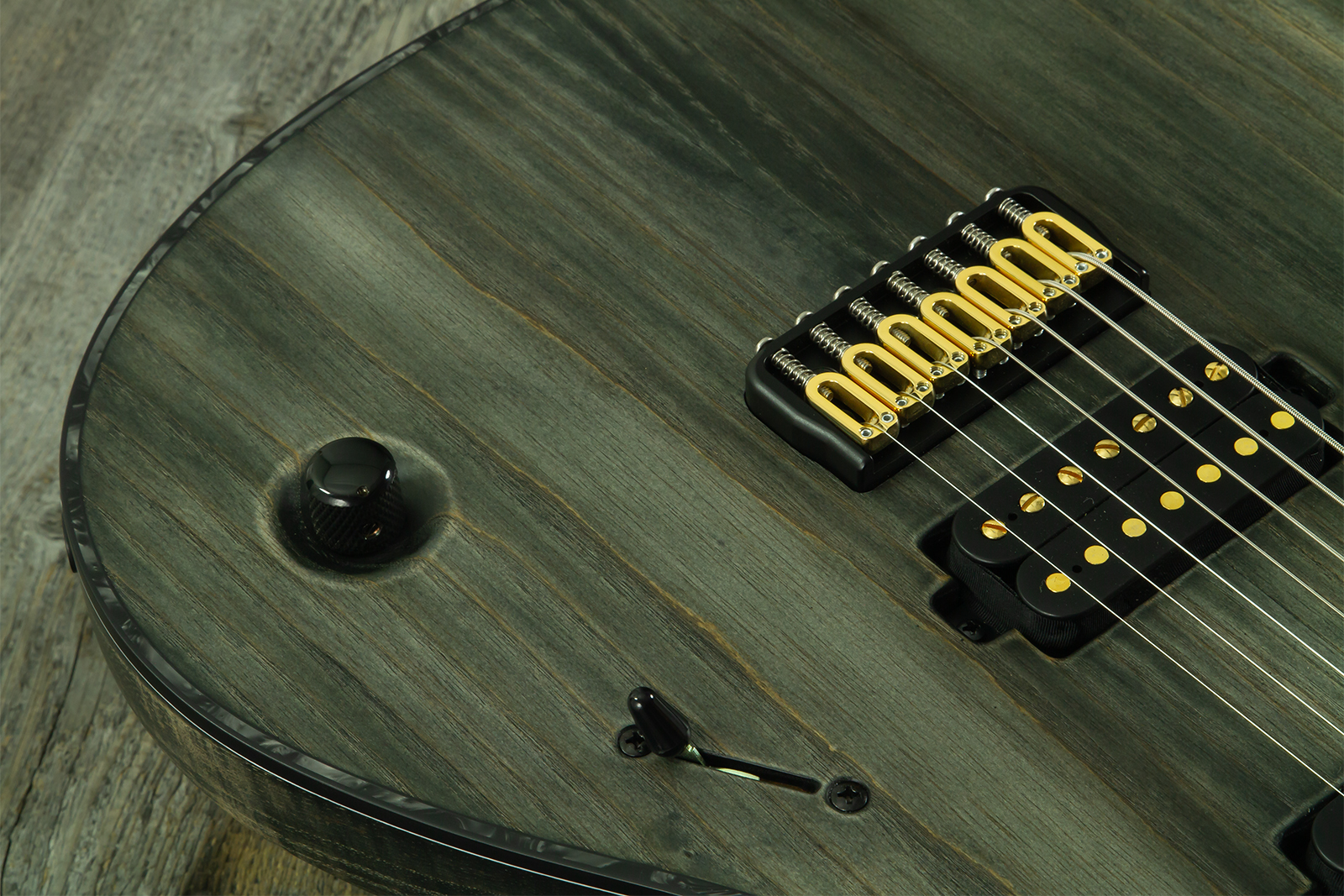 Mayones Guitars Regius Gothic 7c 2h Velvetrone Ht Eb #rf2510207 - Matt Gothic Black - 7-snarige elektrische gitaar - Variation 3
