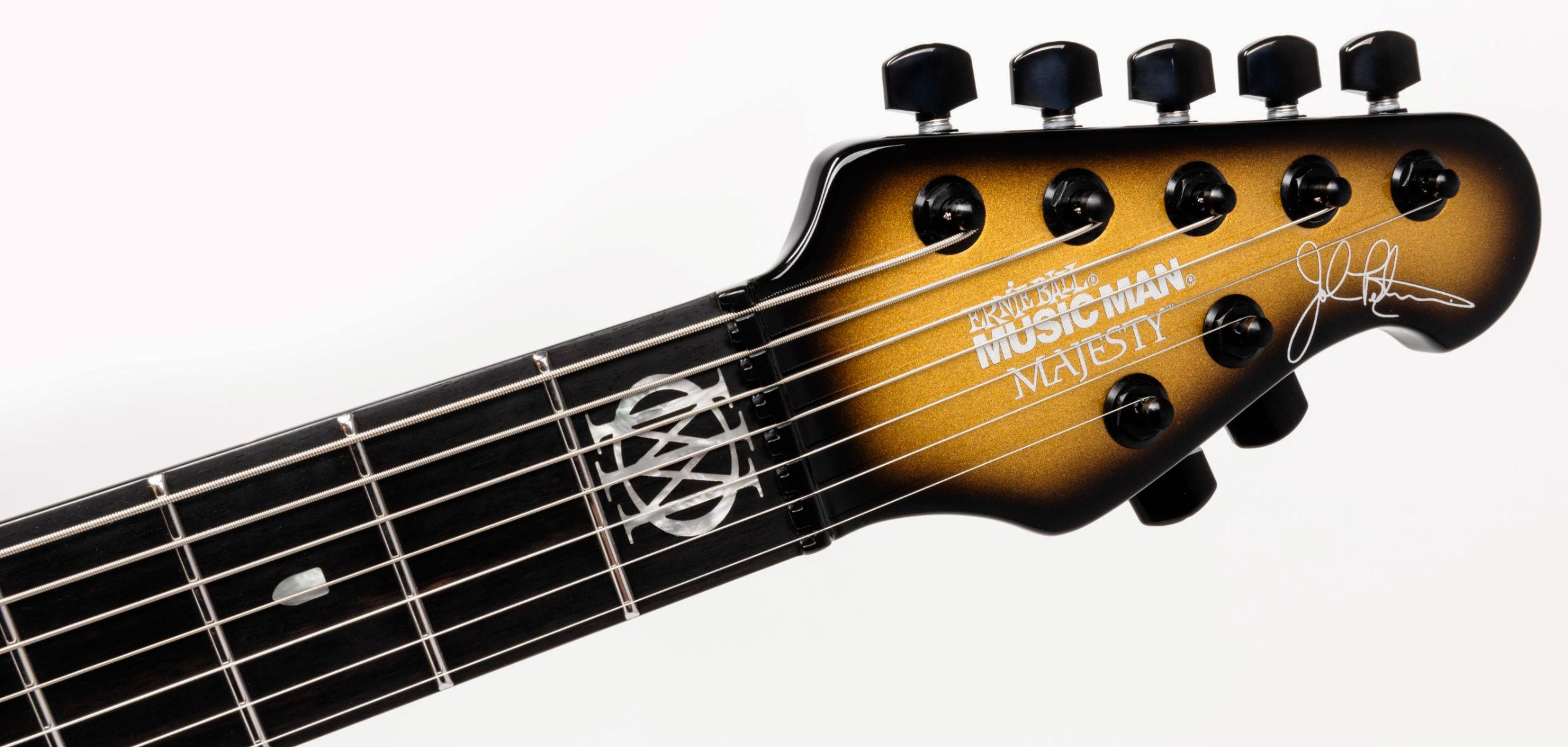 Music Man John Petrucci Majesty 7c Signature 2h Dimarzio Piezo Trem Eb +etui - Gold Eclipse - Kenmerkende elektrische gitaar - Variation 8