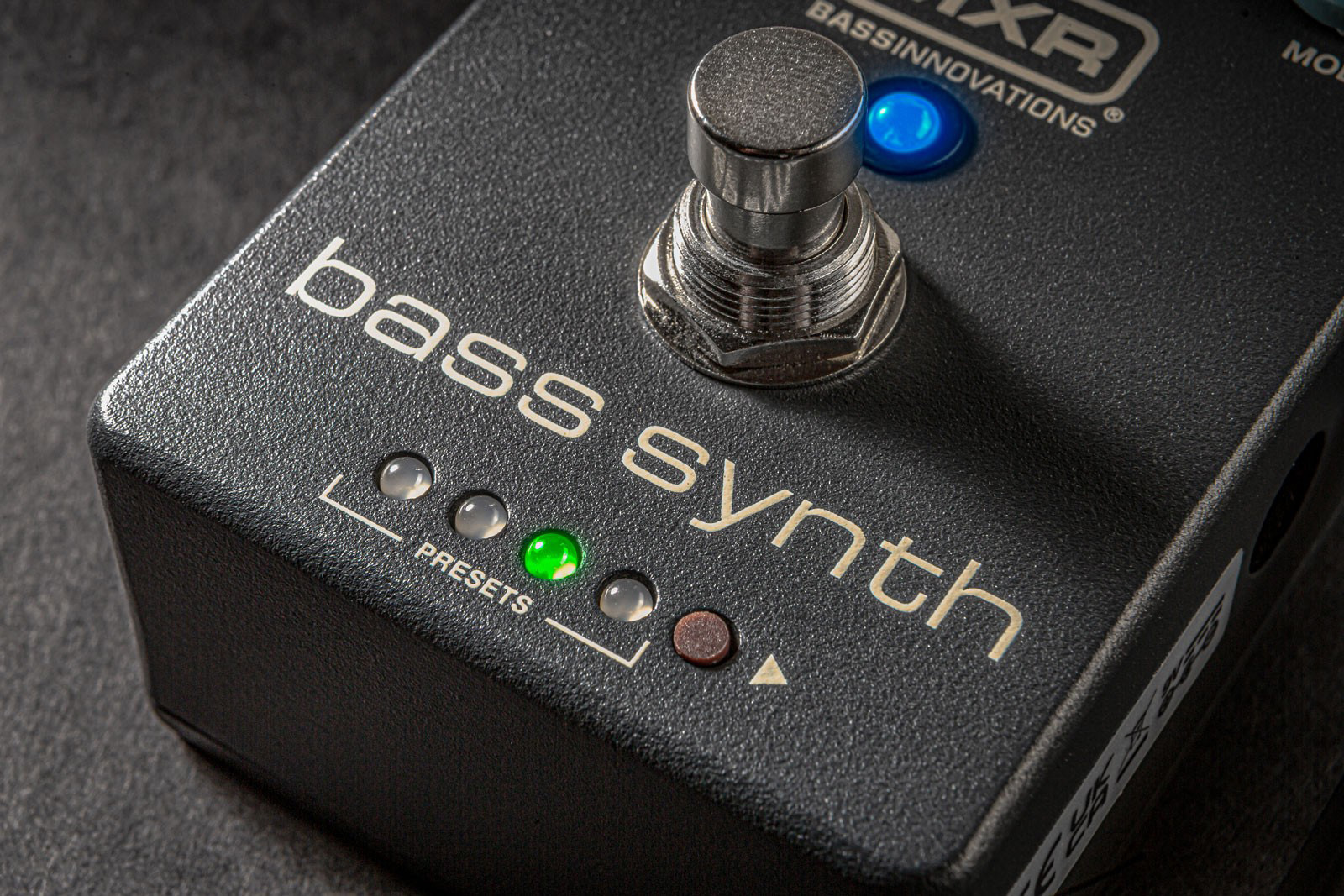 Mxr Mb301 Bass Synth - Modulation/chorus/flanger/phaser en tremolo effectpedaal - Variation 1