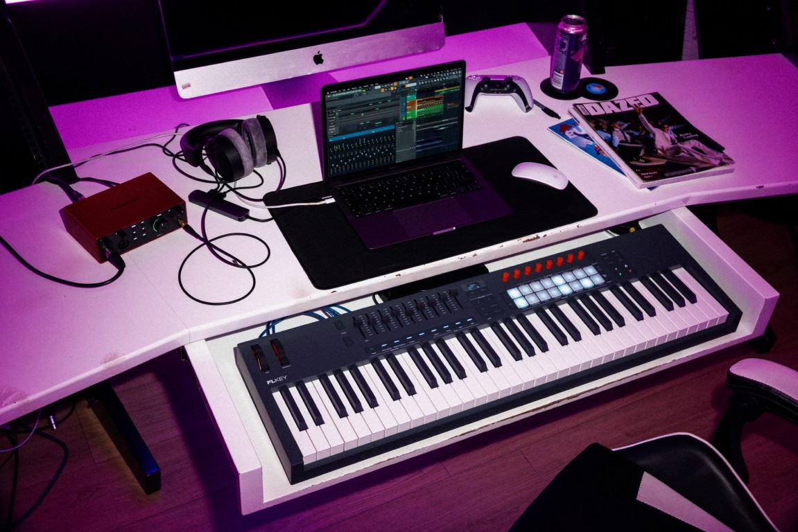 Novation Flkey 2 61 - Masterkeyboard - Variation 8