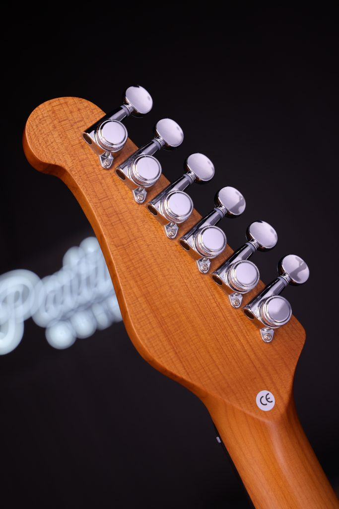 Patina Guitars Pj3 Car 2s Trem Rw - Candy Apple Red - Retro-rock elektrische gitaar - Variation 4