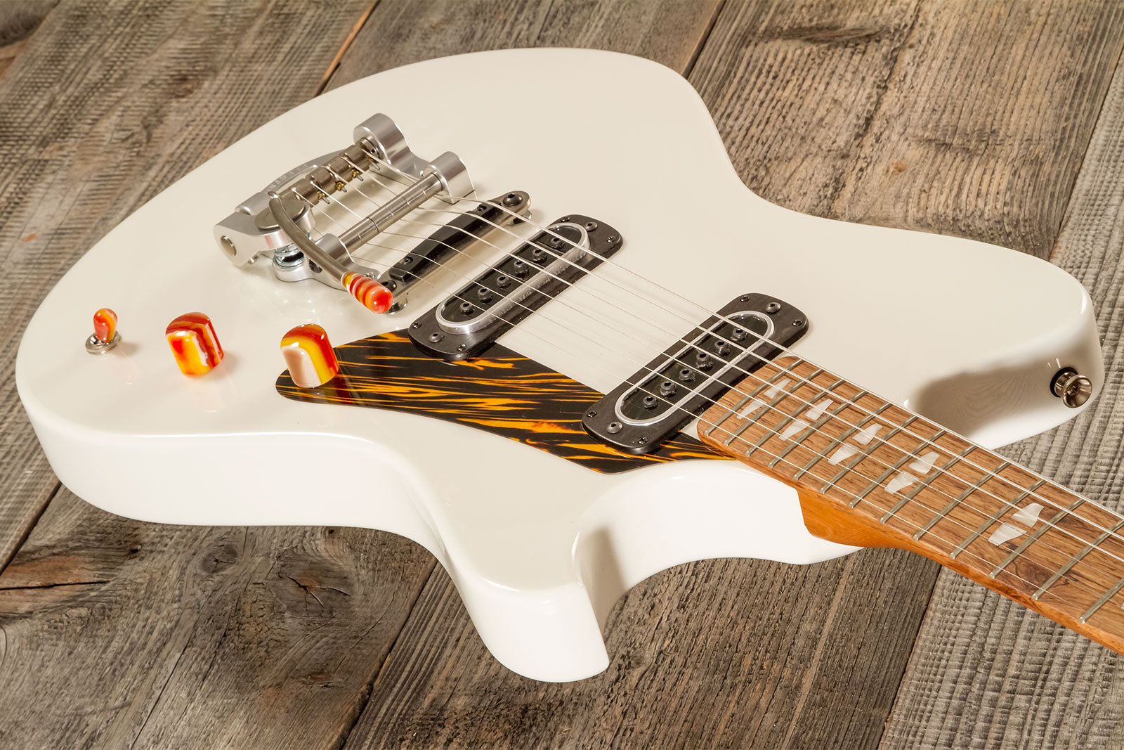 Powers Electric A-type Pf42 Vibrato 2s Trem Rw #a672 - Moonlight White - Retro-rock elektrische gitaar - Variation 4