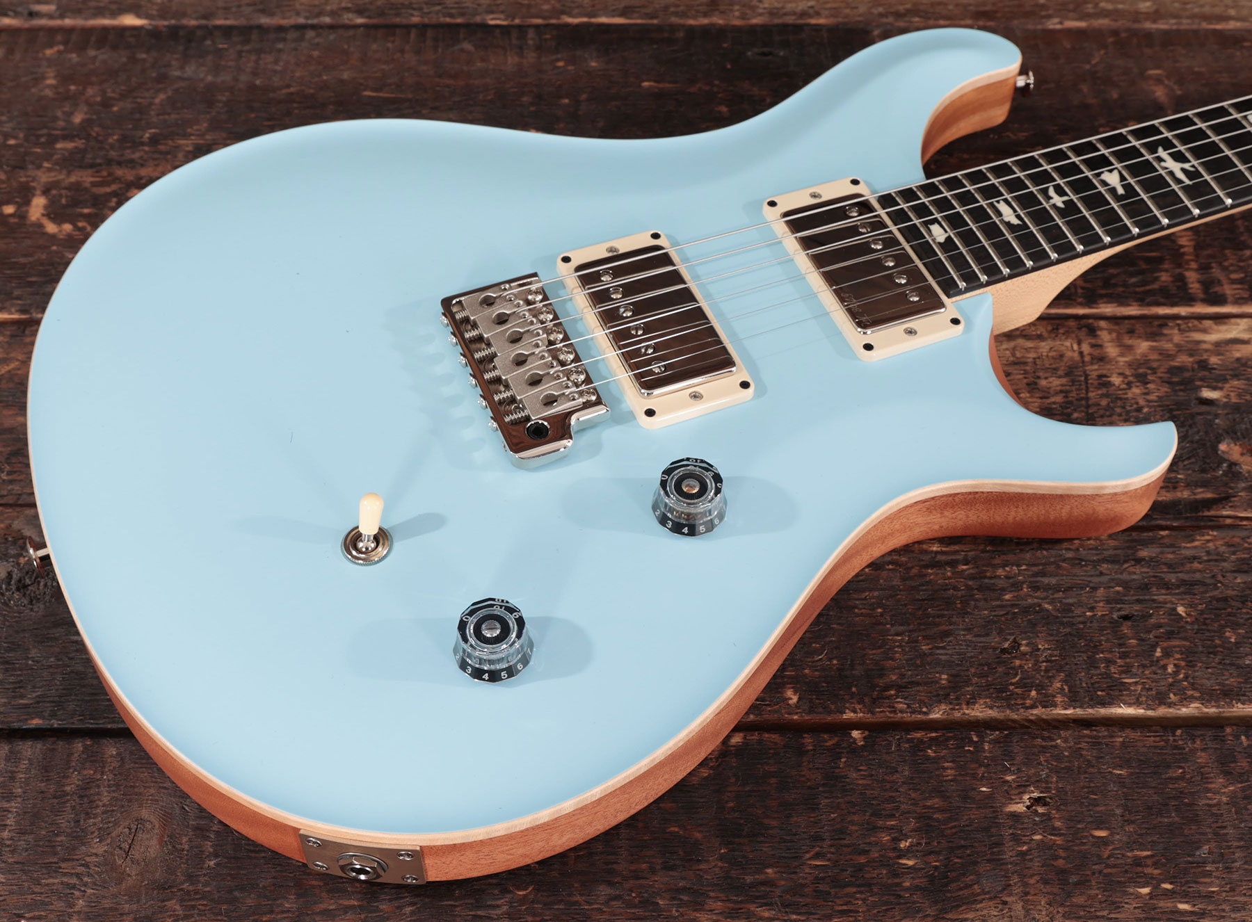 Prs Ce 24 Satin Bolt-on Usa Ltd 2h Trem Rw - Powder Blue - Guitarra eléctrica de doble corte. - Variation 1