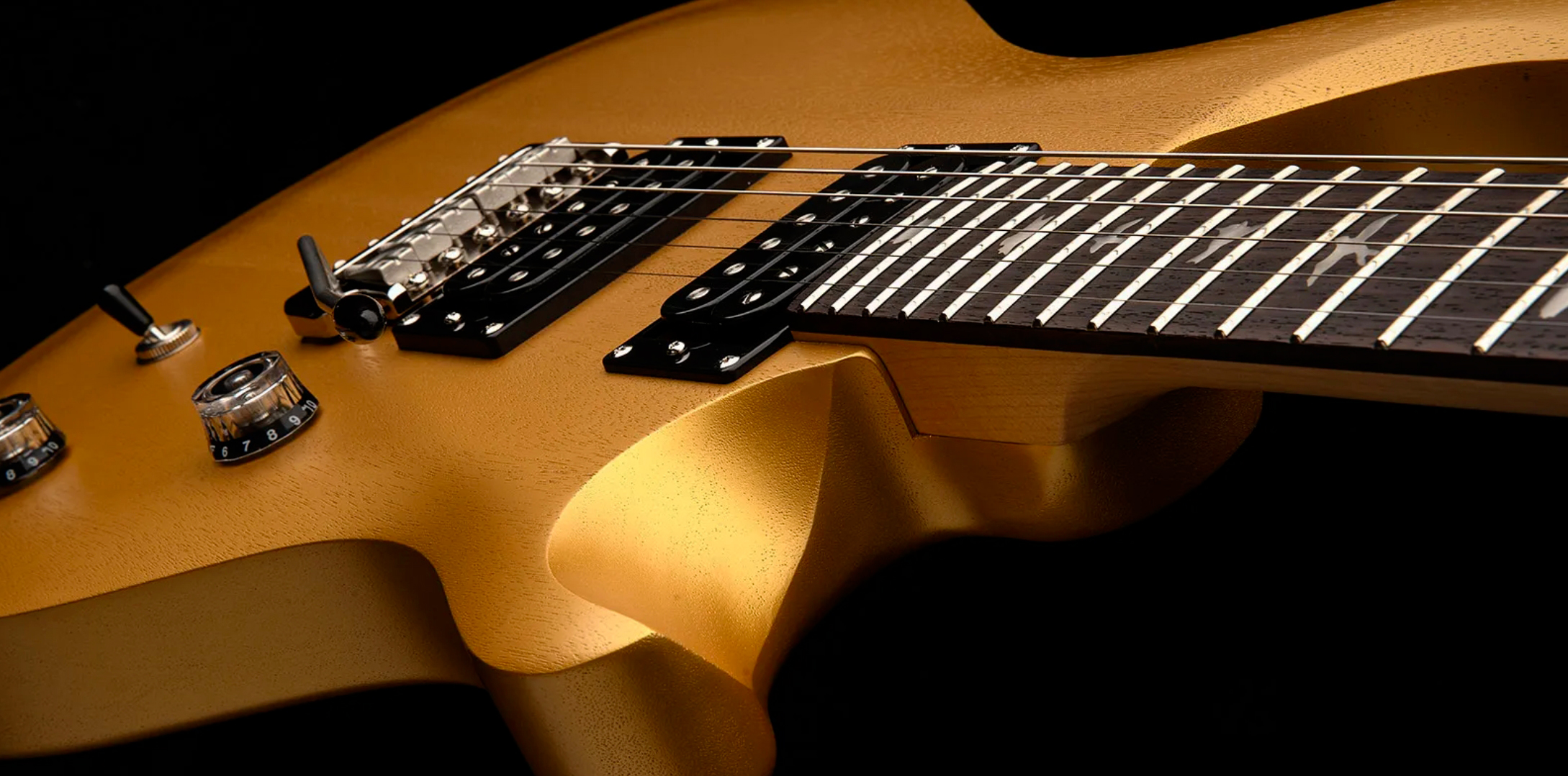 Prs Ce24 Standard Satin Wing Tuners Se Bolt-on 2h Trem Rw - Metallic Gold - Double cut gitaar - Variation 3