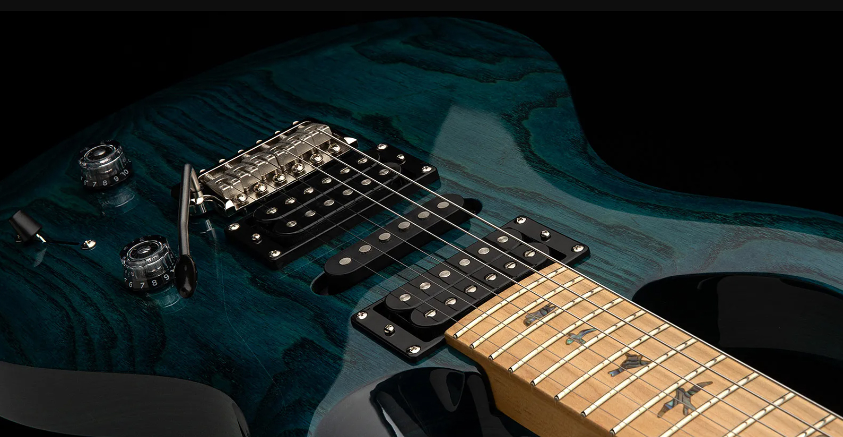 Prs Swamp Ash Special 5-way Switch Se Hsh Trem Mn - Iridescent Blue - Double cut gitaar - Variation 2