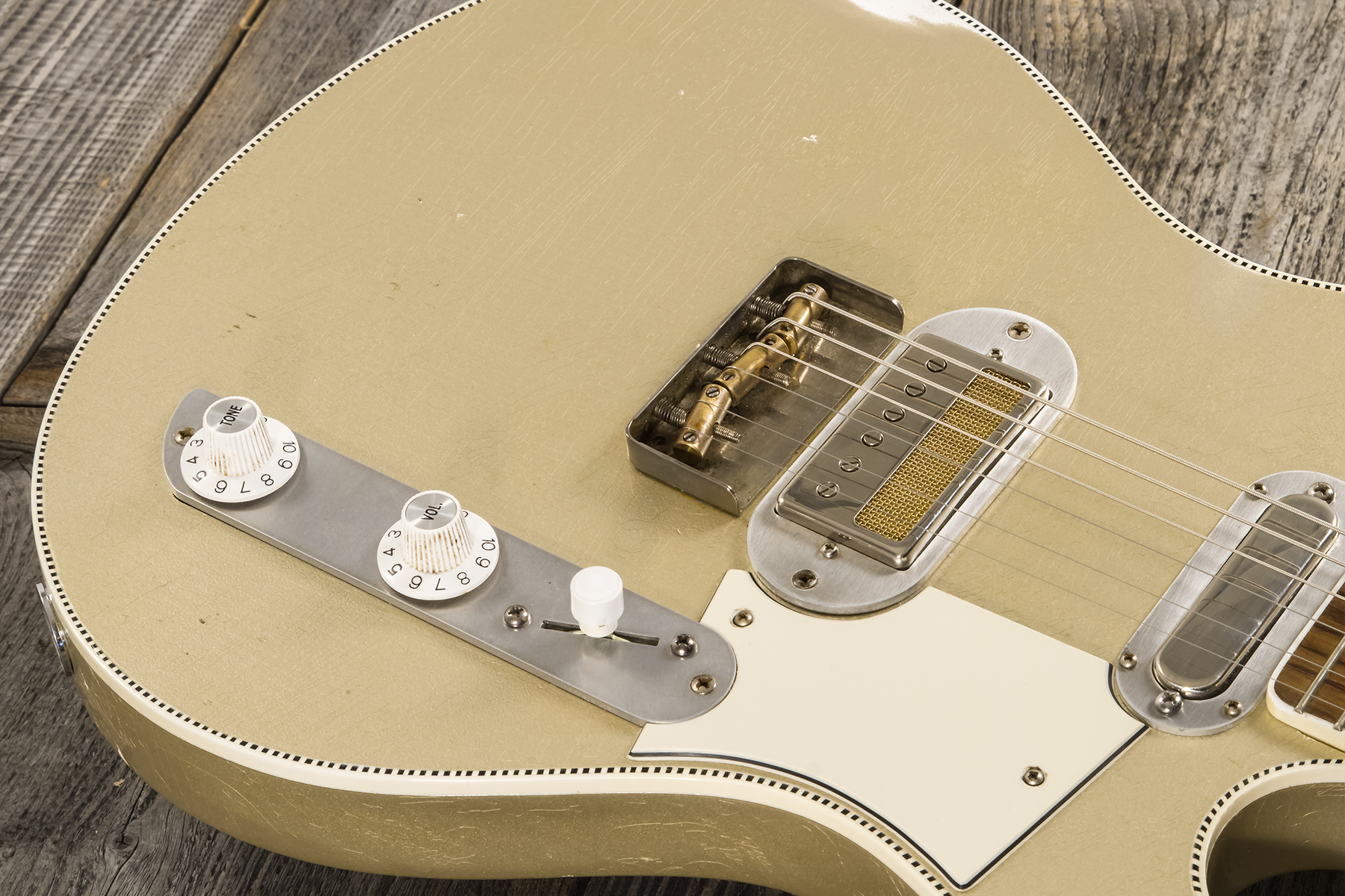 Roadrunner Federal Mod T Hs Ht Rw #23114 - Shoreline Gold Soft Distress - Retro-rock elektrische gitaar - Variation 3