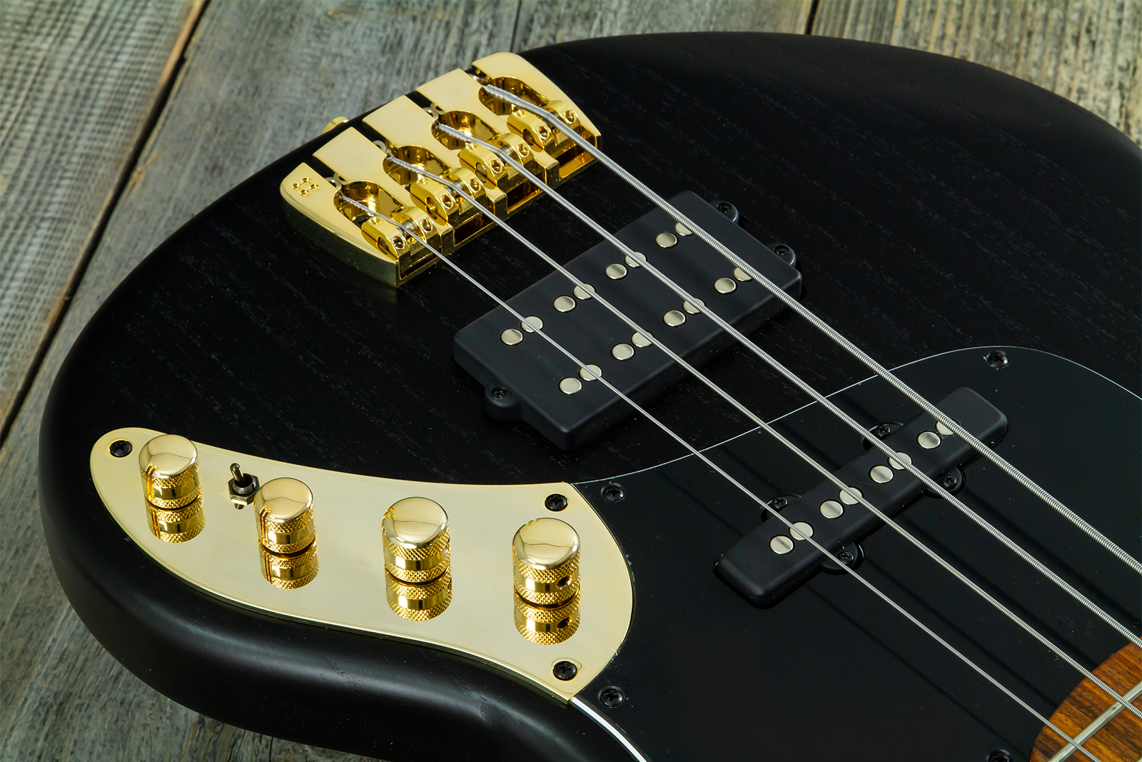 Sandberg California Tm4 Sl Superlight Gh 4c All Active Pf - Highgloss Black W. Matched Headstock - Solid body elektrische bas - Variation 4