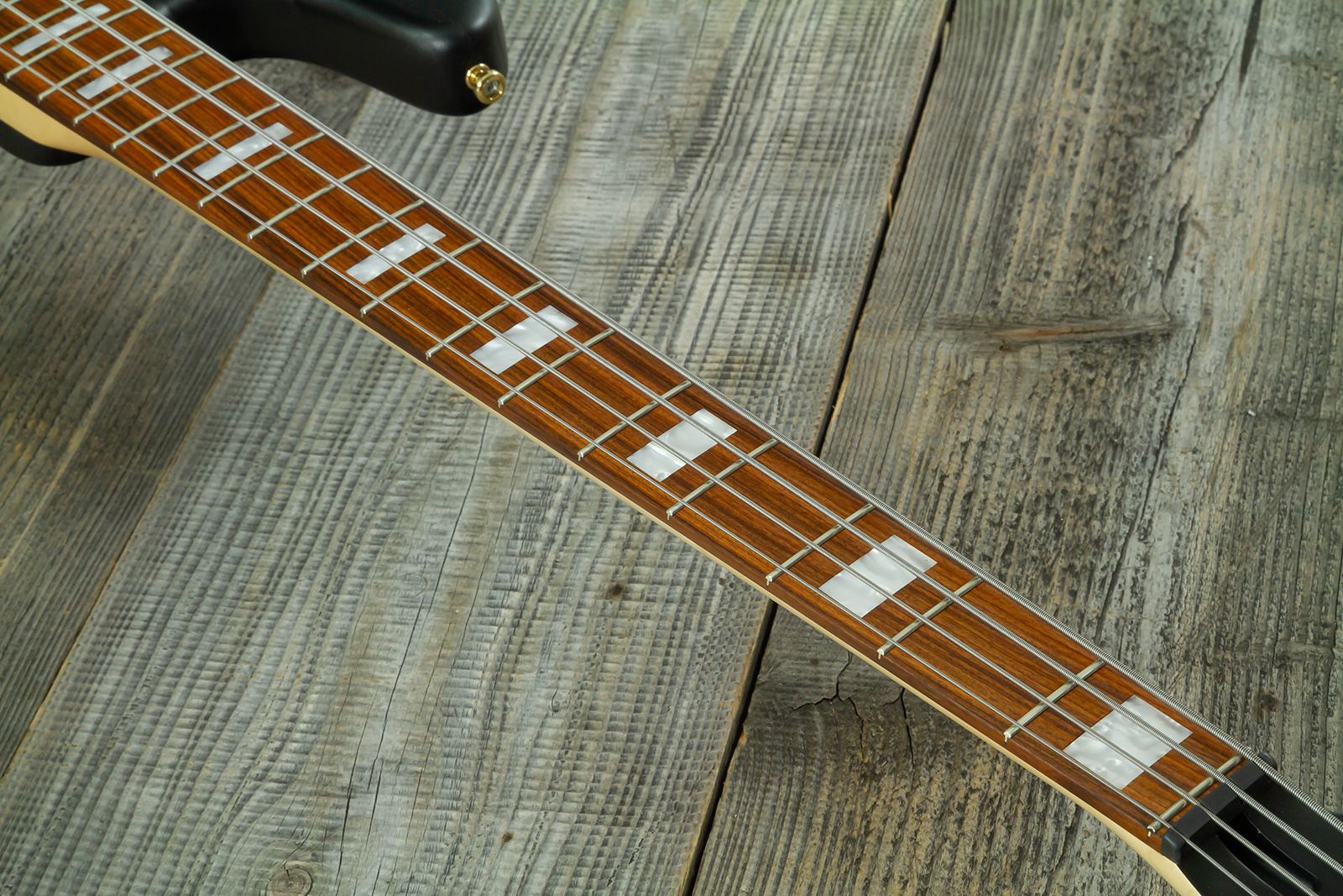 Sandberg California Tm4 Sl Superlight Gh 4c All Active Pf - Highgloss Black W. Matched Headstock - Solid body elektrische bas - Variation 6