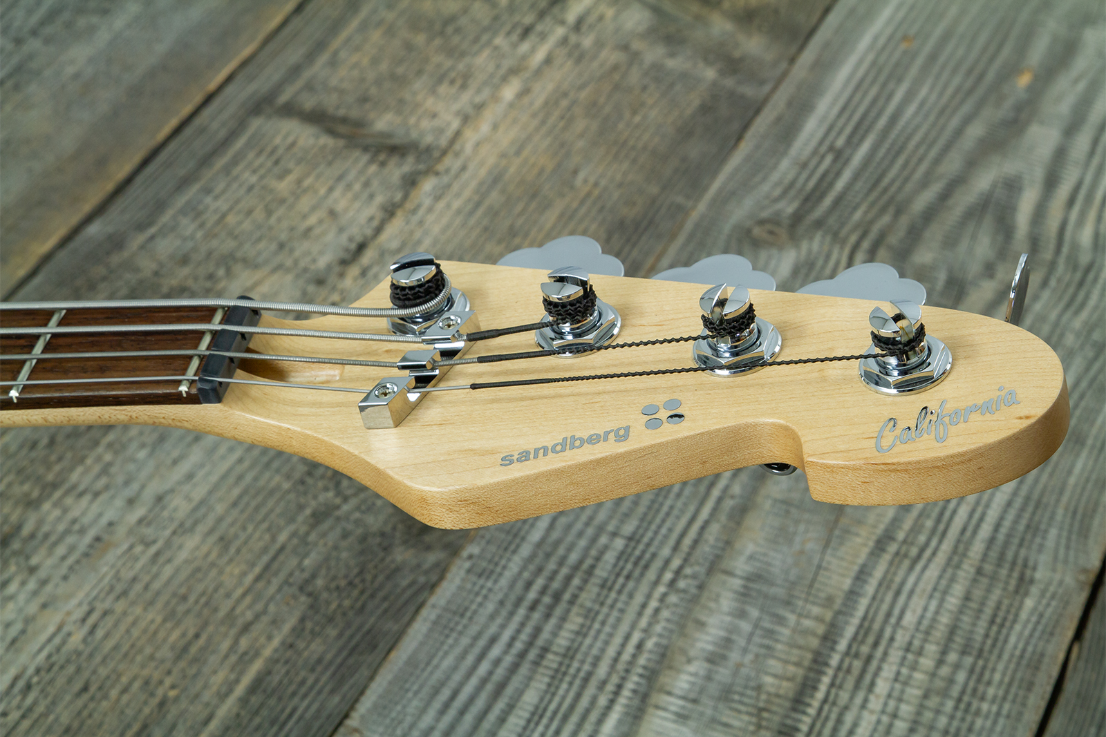 Sandberg California Vm4 Abalone Dots All 4c Active Rw - Highgloss Creme - Solid body elektrische bas - Variation 14