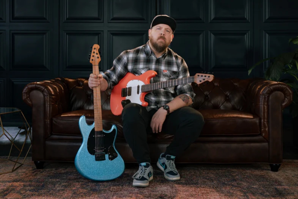 Sterling By Musicman Fluff Signature 2h Ht Mn - Amana Boat Blue - Elektrische gitaar in Strat vorm - Variation 1