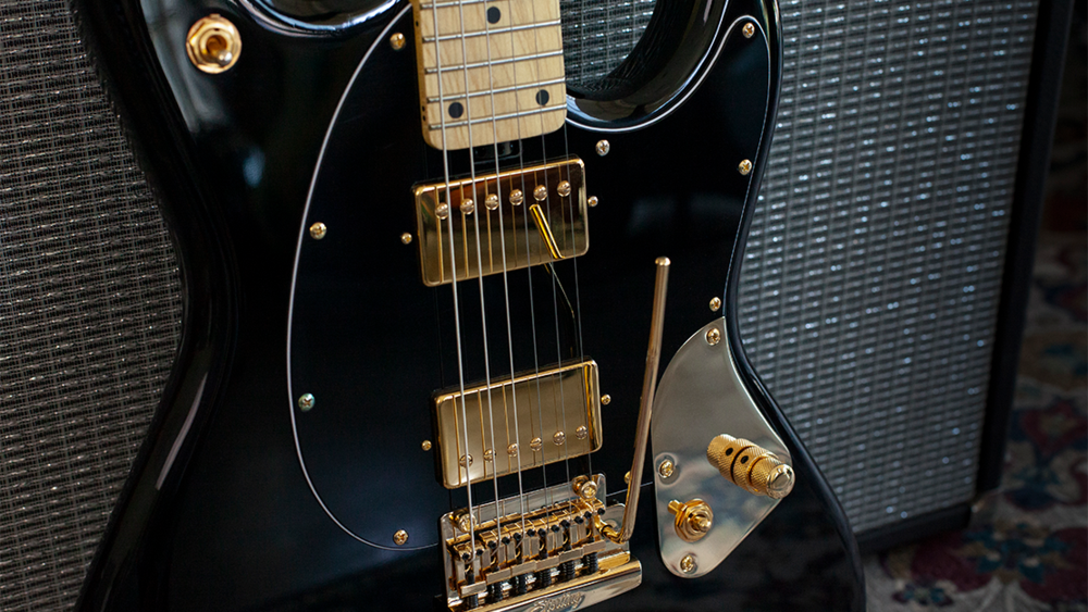 Sterling By Musicman Jared Dines Stingray Guitar Signature Hh Trem Mn - Black Gold - Elektrische gitaar in Str-vorm - Variation 1