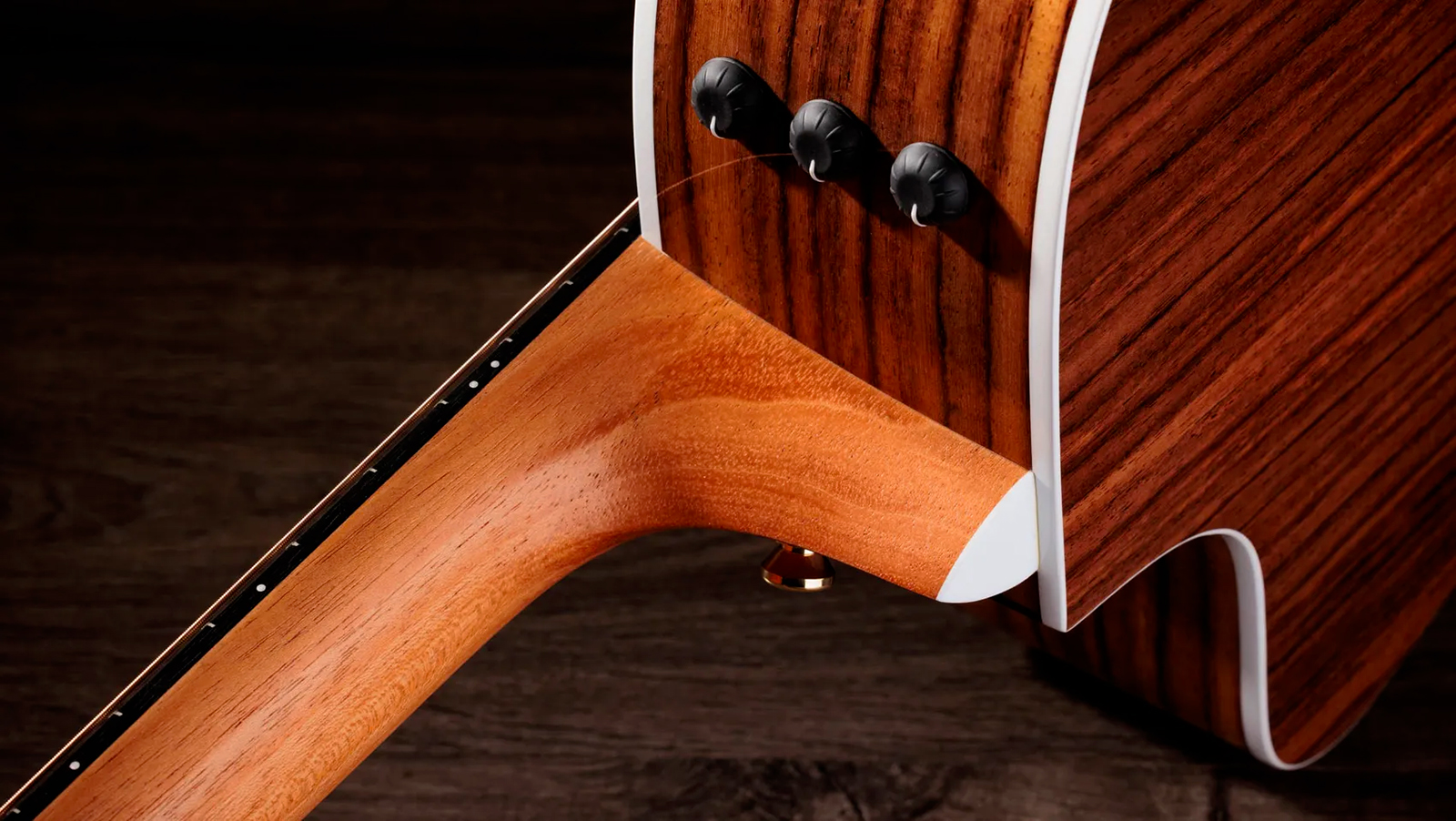 Taylor 214ce Sunset Blvd Mex Grand Auditorium Cw Epicea Noyer Eb Es2 - Shaded Edgeburst Top - Folk gitaar - Variation 6