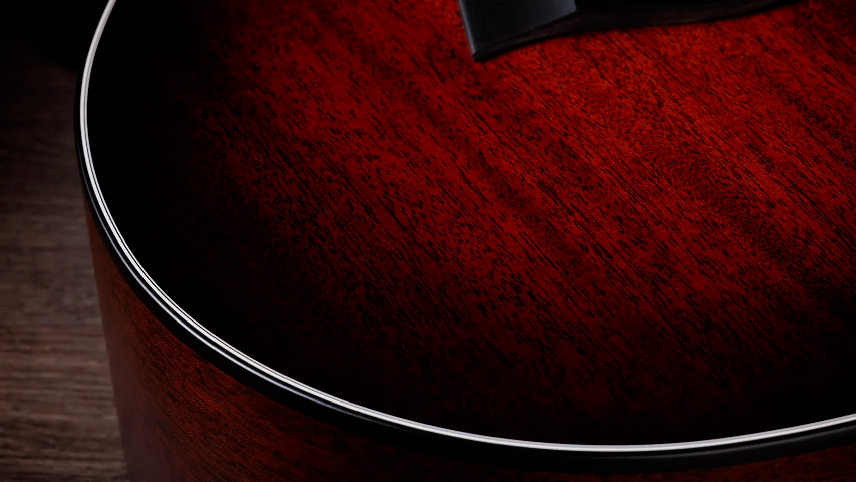 Taylor 324ce Baritone 8 Ltd Grand Auditorium Cw 8c Tout Acajou Eb Es2 - Shaded Edgeburst Top Satin - Folk gitaar - Variation 2