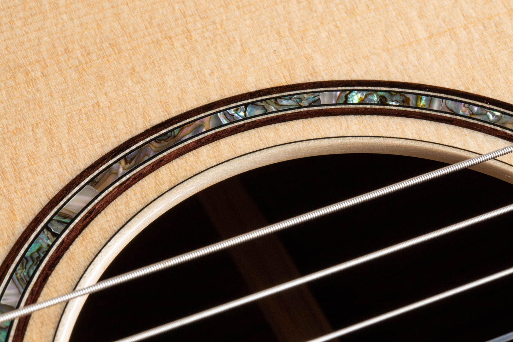 Taylor Guitare Classique Format 4/4 - Electro-acoustique - Klassieke gitaar 4/4 - Variation 7